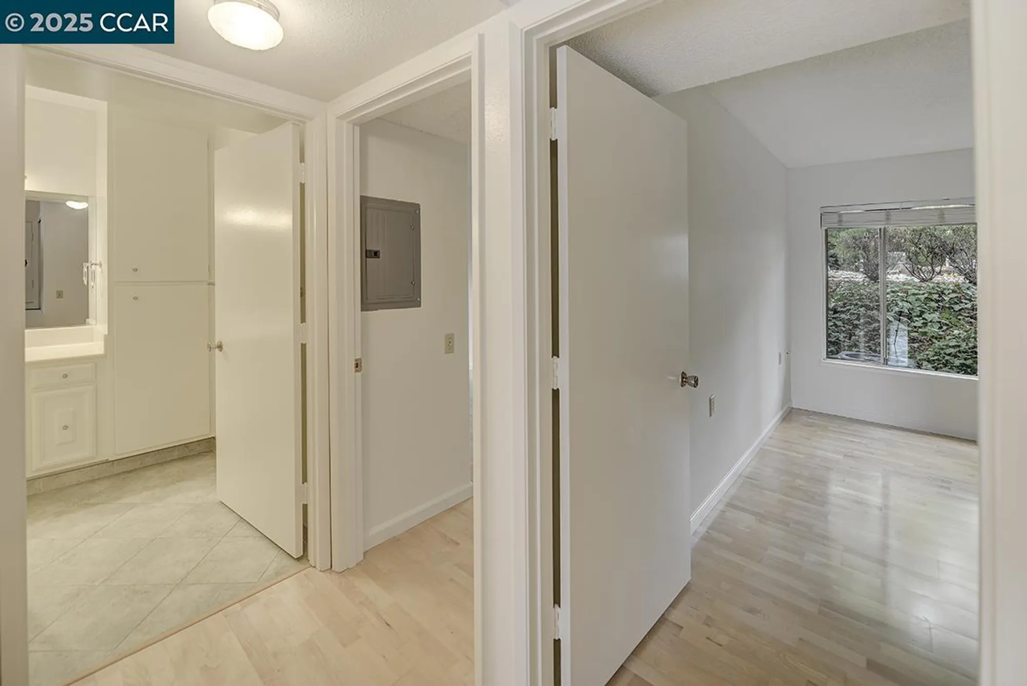 Property Slideshow image 21 of 40 | 3033 golden rain rd 4, Walnut Creek, CA, 94595