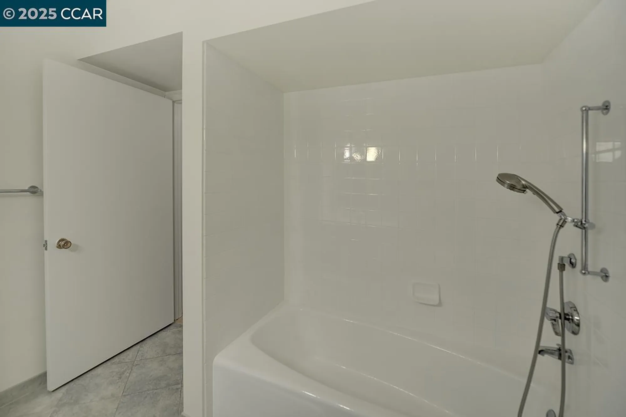 Property Slideshow image 23 of 40 | 3033 golden rain rd 4, Walnut Creek, CA, 94595