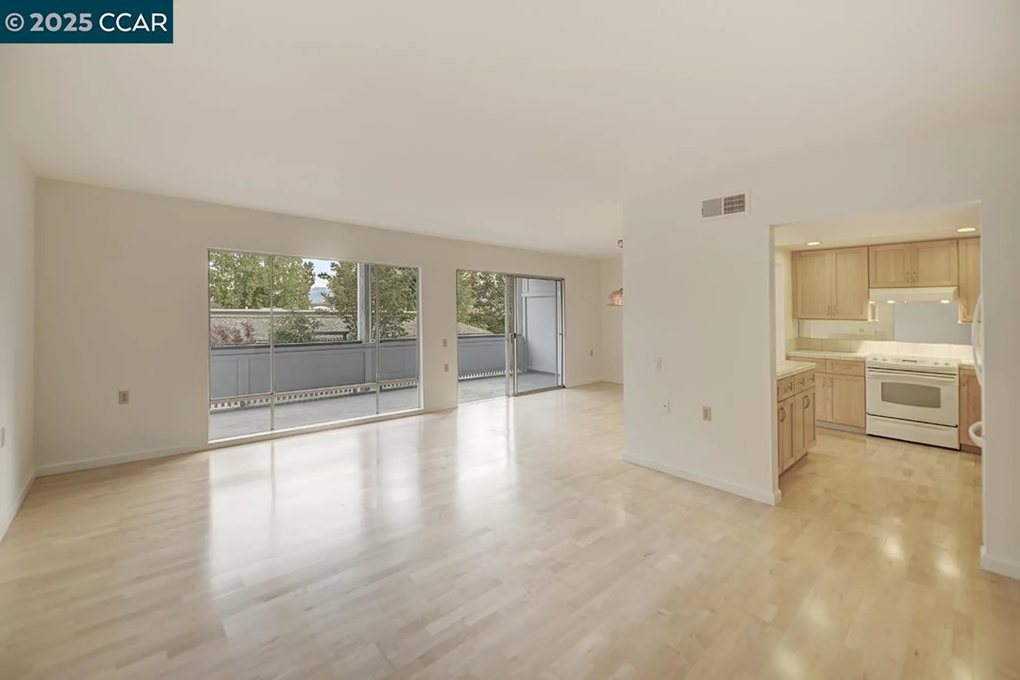 Property Slideshow image 5 of 40 | 3033 golden rain rd 4, Walnut Creek, CA, 94595