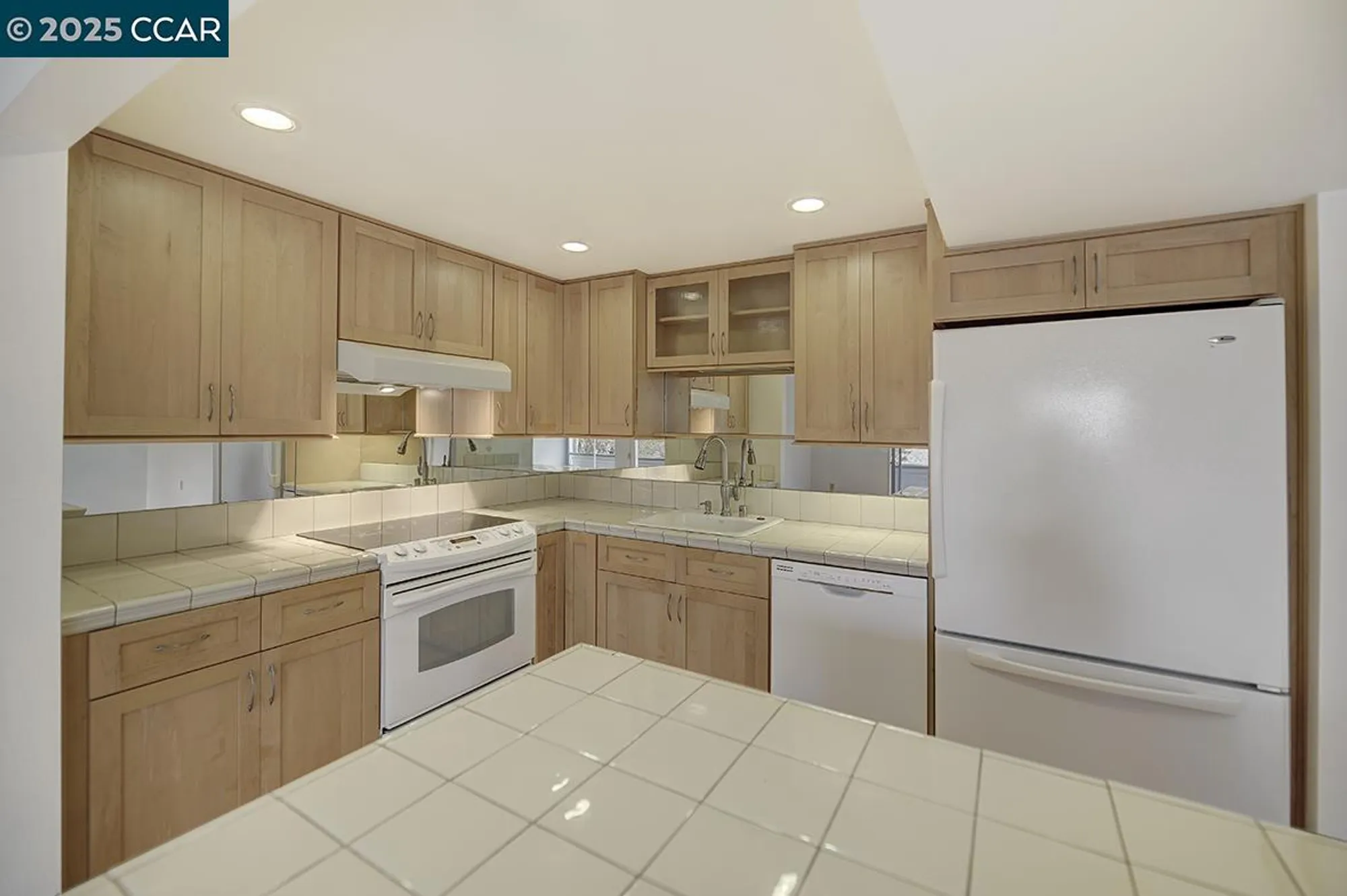 Property Slideshow image 8 of 40 | 3033 golden rain rd 4, Walnut Creek, CA, 94595