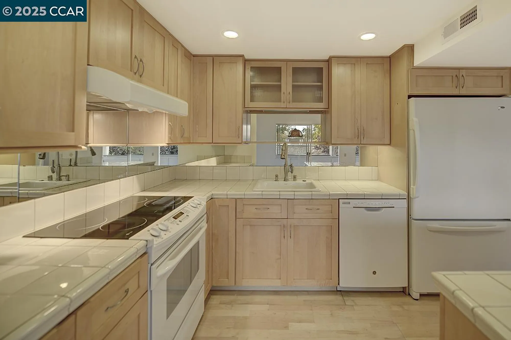 Property Slideshow image 9 of 40 | 3033 golden rain rd 4, Walnut Creek, CA, 94595