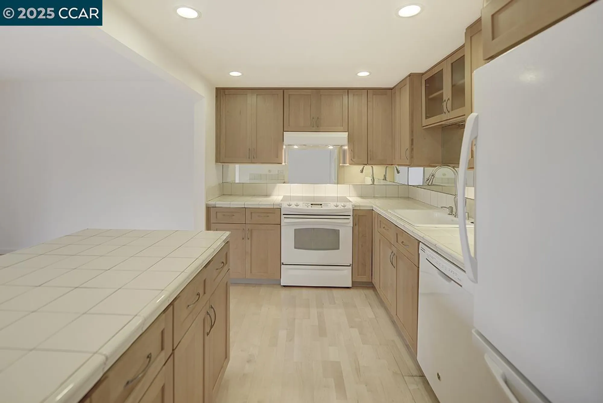 Property Slideshow image 10 of 40 | 3033 golden rain rd 4, Walnut Creek, CA, 94595