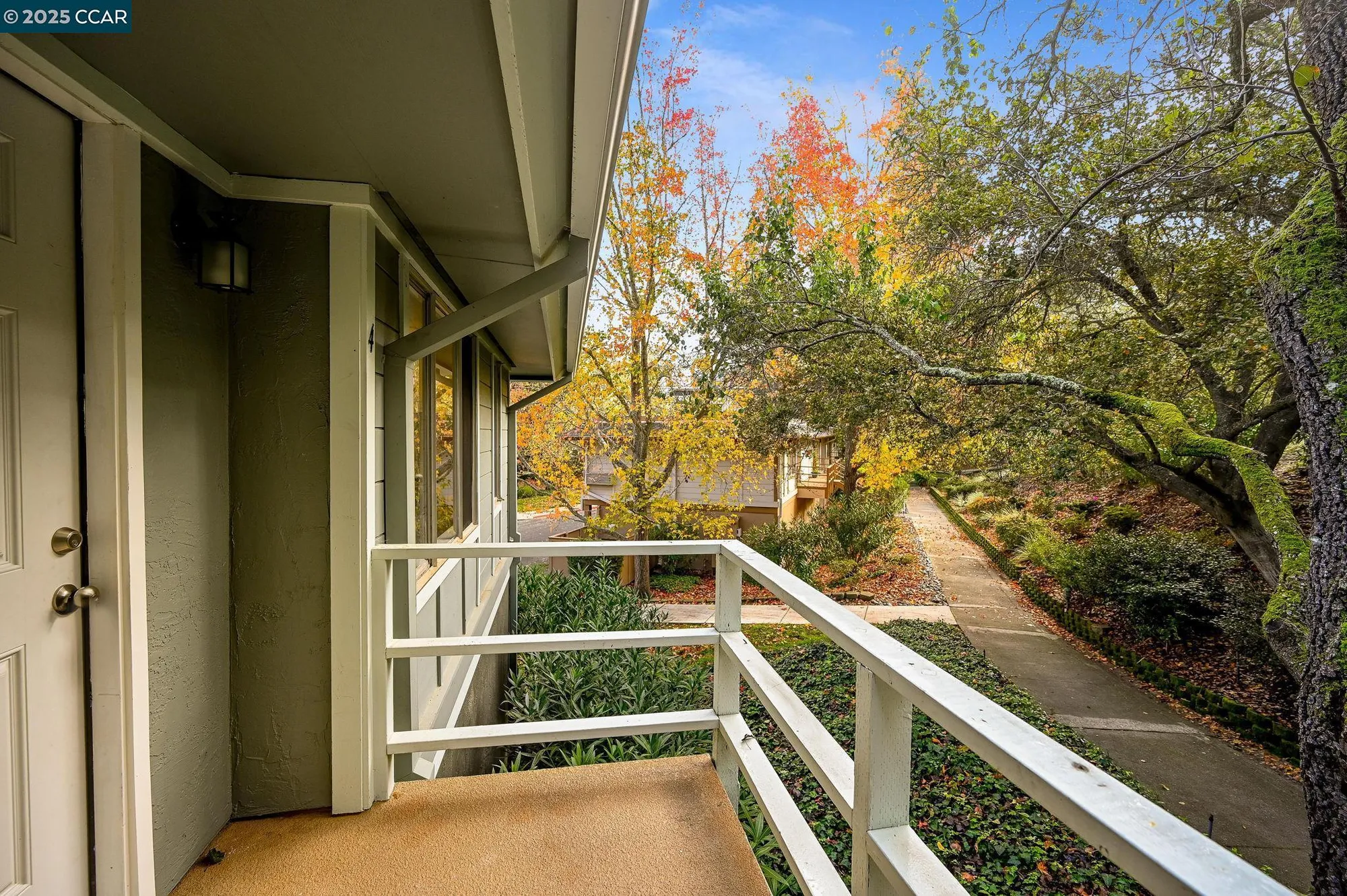 Property Slideshow image 18 of 33 | 3465 tice creek dr 4, Walnut Creek, CA, 94595