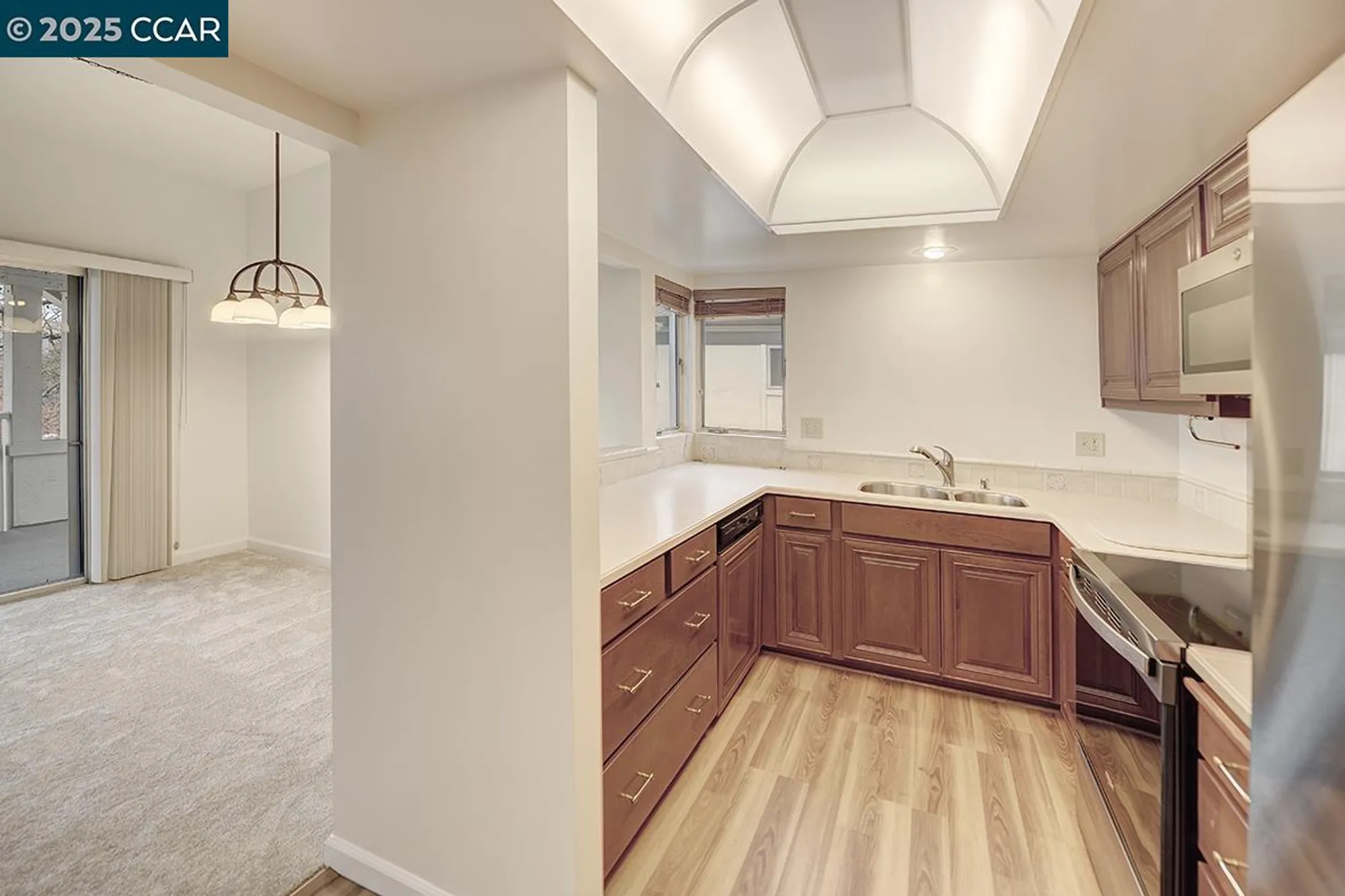 Property Slideshow image 8 of 48 | 2625 ptarmigan dr 7, Walnut Creek, CA, 94595