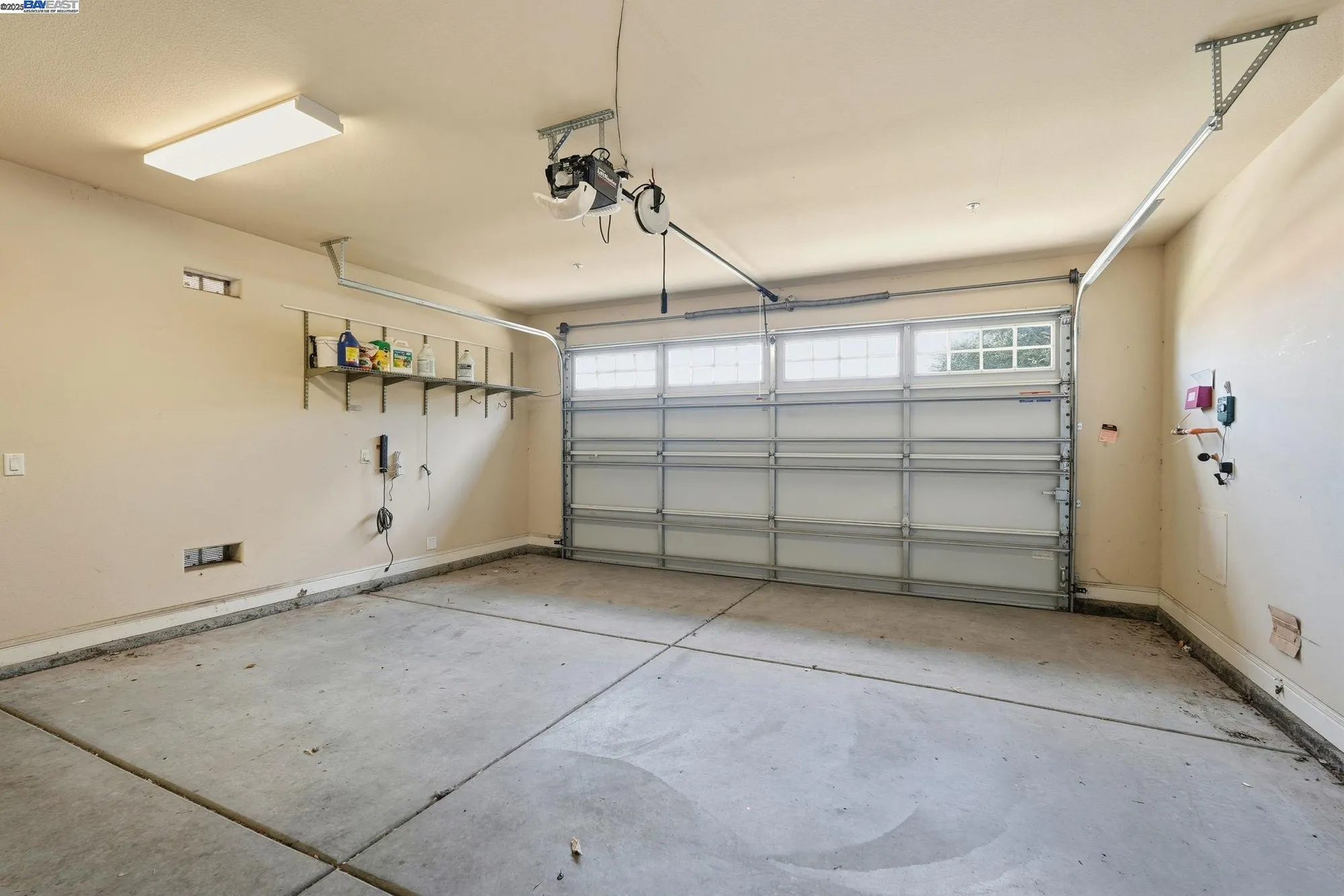 Property Slideshow image 26 of 34 | 2443 plumcreek ln, Manteca, CA, 95336