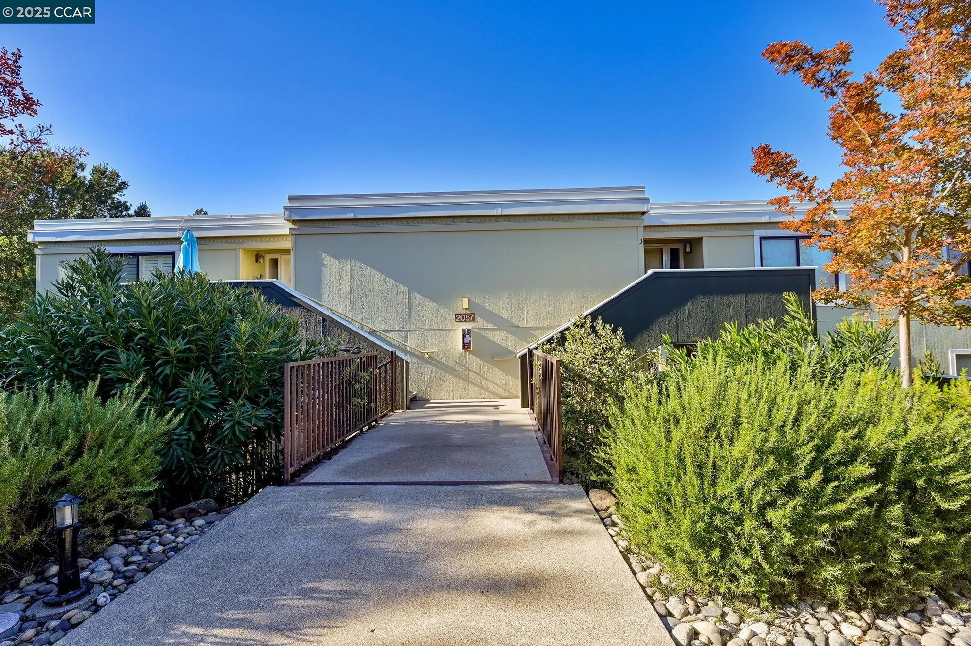 Property Slideshow image 1 of 24 | 2057 golden rain rd 4, Walnut Creek, CA, 94595