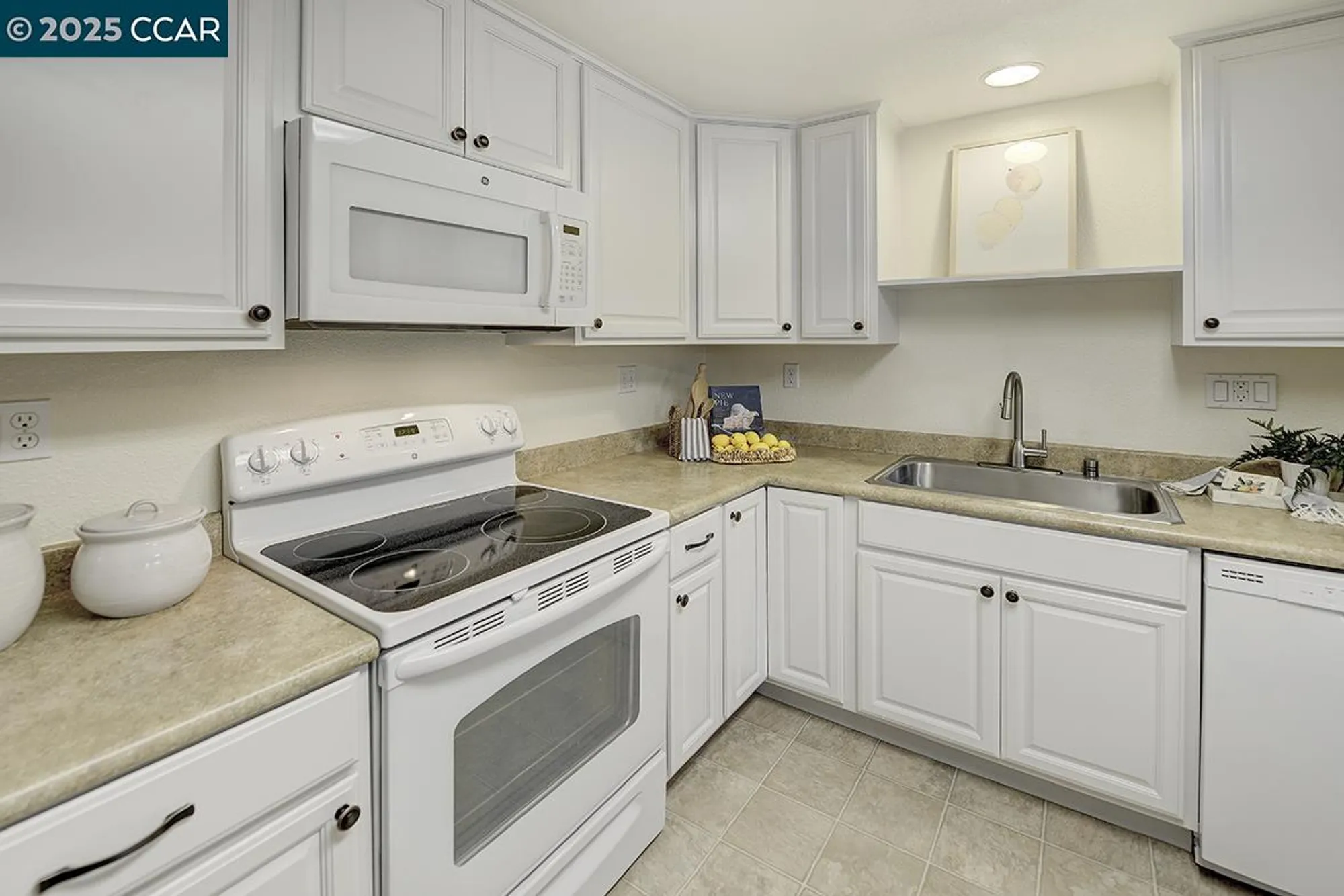 Property Slideshow image 11 of 54 | 1209 running springs rd apt 6, Walnut Creek, CA, 94595