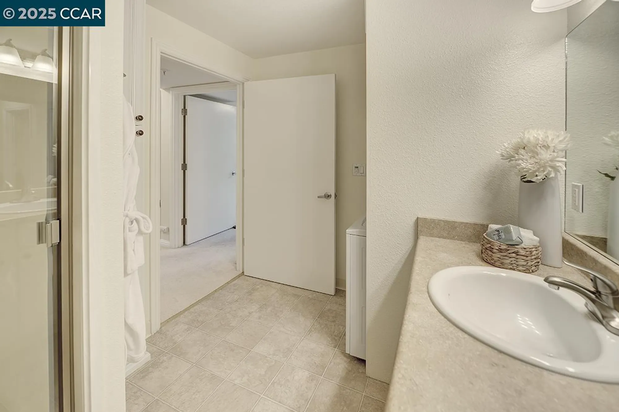 Property Slideshow image 34 of 54 | 1209 running springs rd apt 6, Walnut Creek, CA, 94595