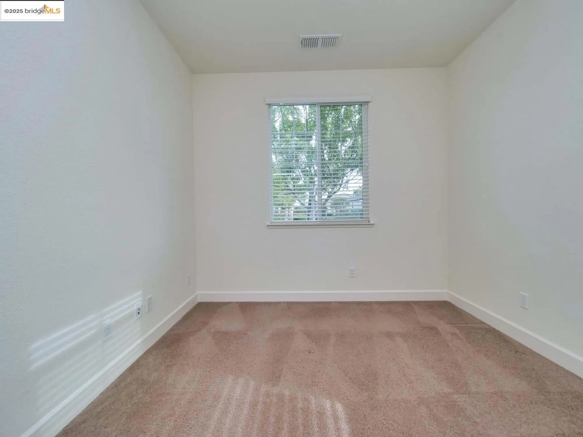 Property Slideshow image 39 of 52 | 321 kestrel way, Rio Vista, CA, 94571