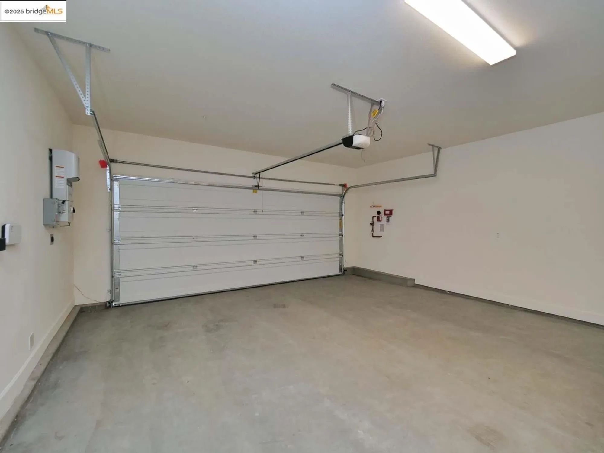 Property Slideshow image 40 of 52 | 321 kestrel way, Rio Vista, CA, 94571