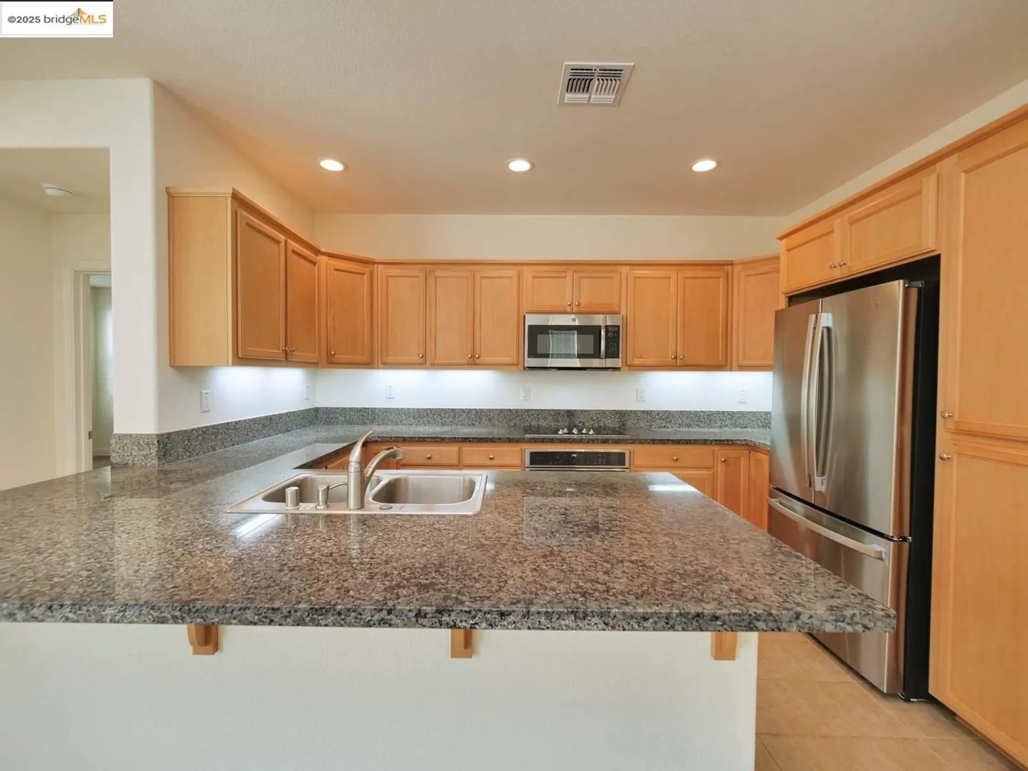 Property Slideshow image 7 of 52 | 321 kestrel way, Rio Vista, CA, 94571