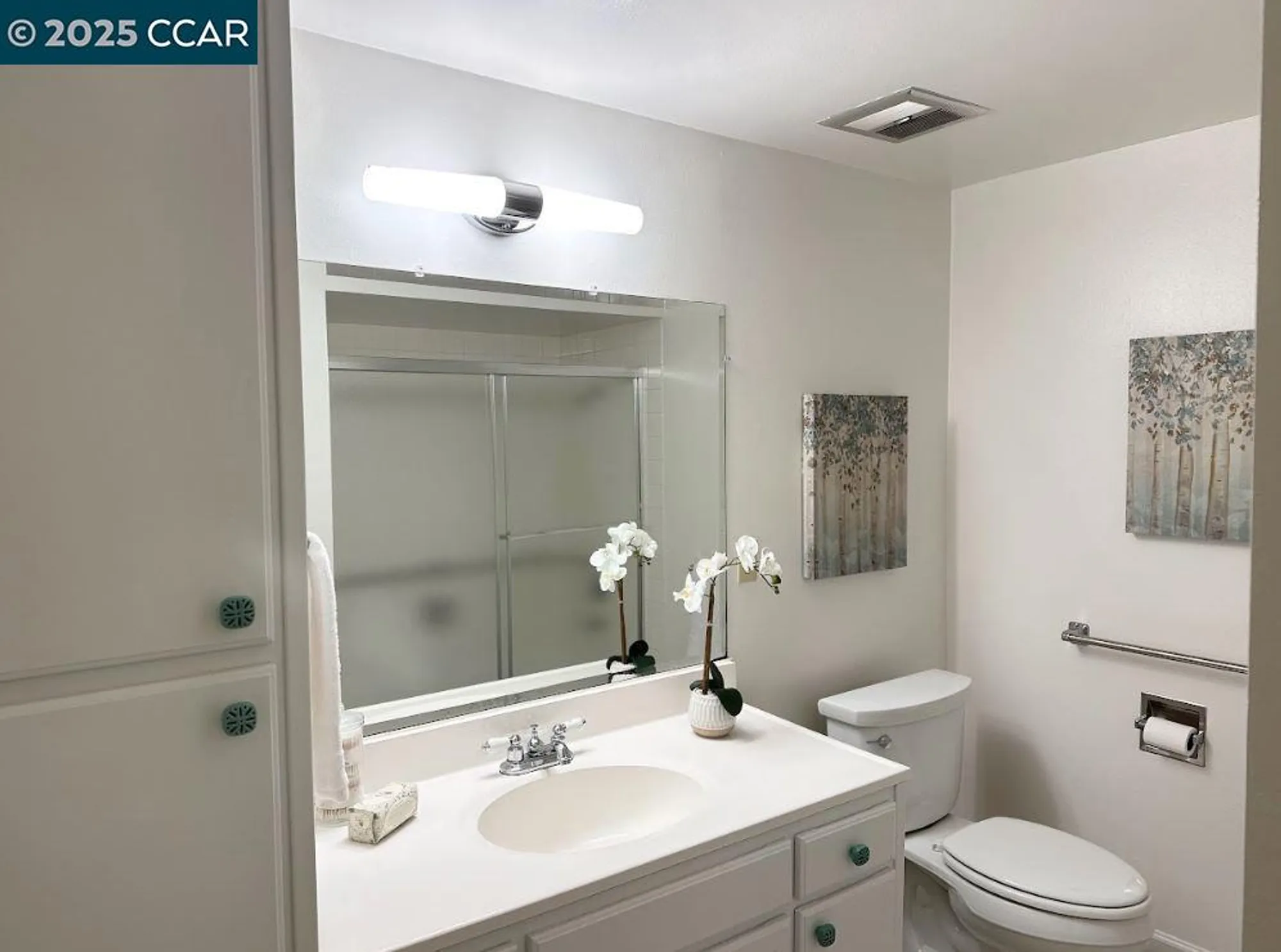 Property Slideshow image 6 of 12 | 1400 ptarmigan dr apt 2, Walnut Creek, CA, 94595