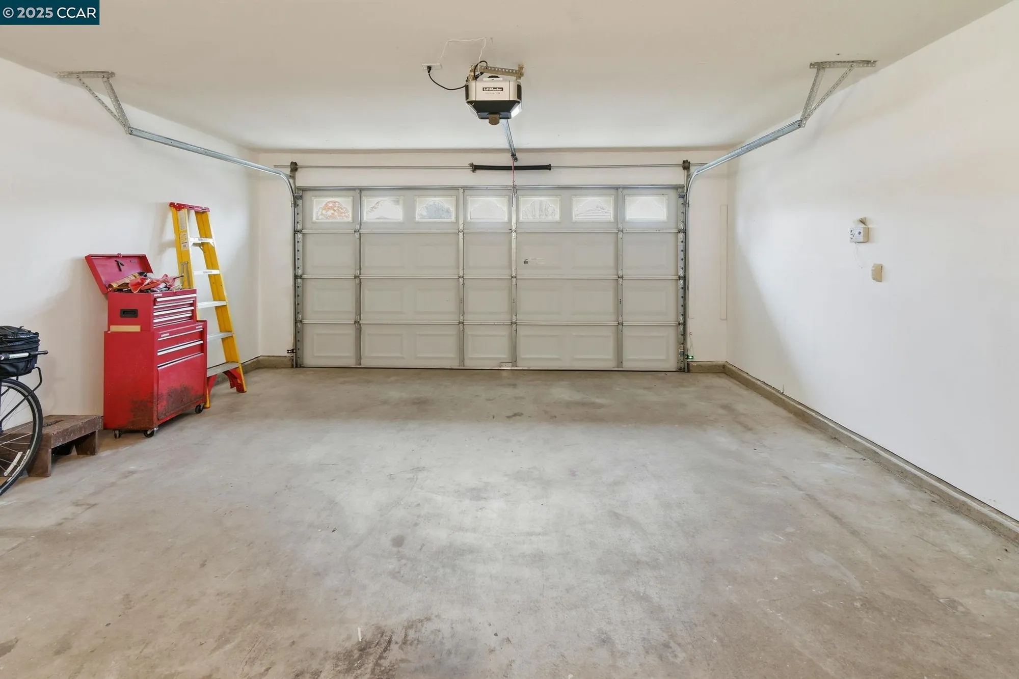 Property Slideshow image 31 of 39 | 443 mandarin cir, Vacaville, CA, 95687