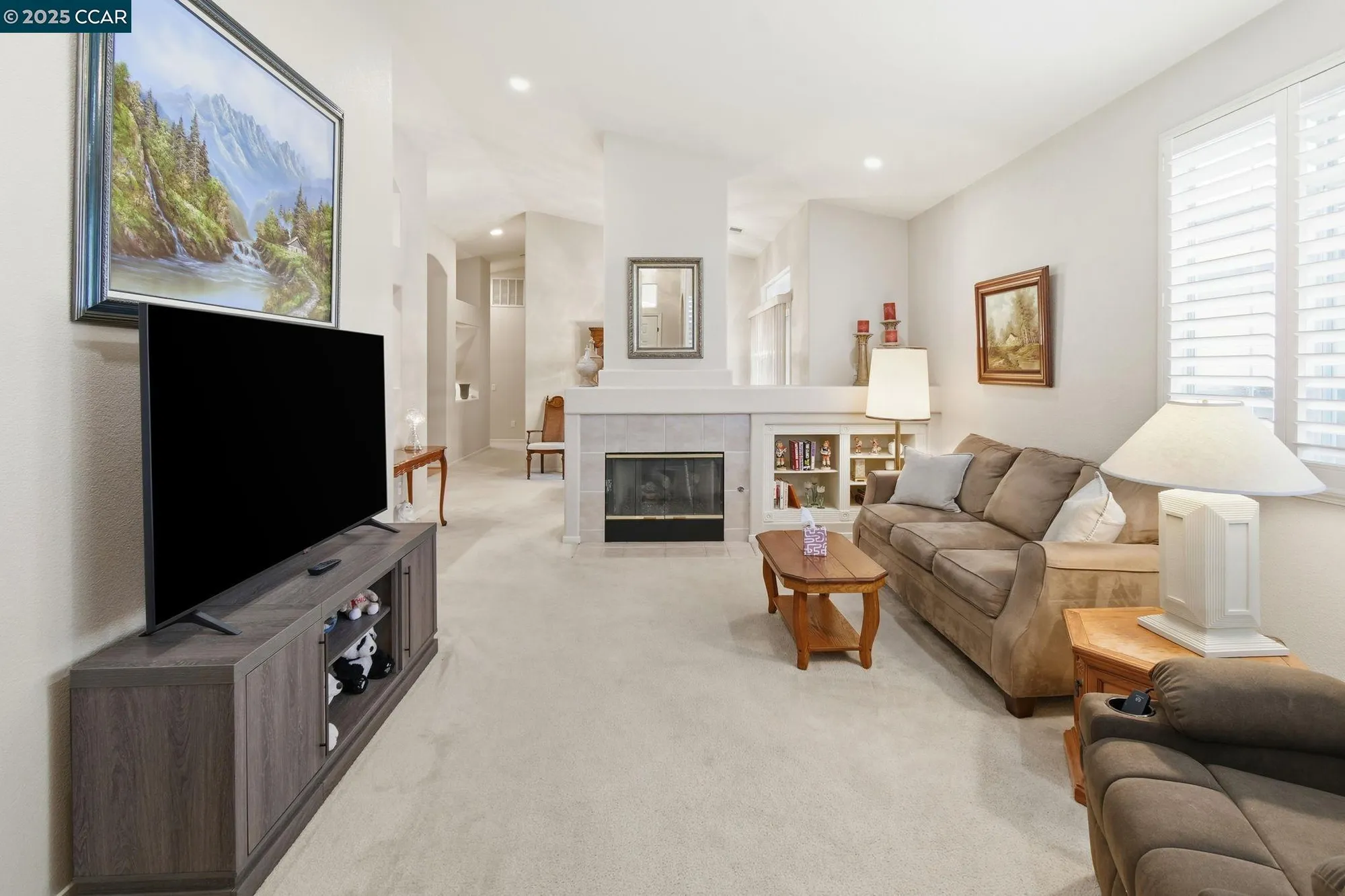 Property Slideshow image 5 of 39 | 443 mandarin cir, Vacaville, CA, 95687