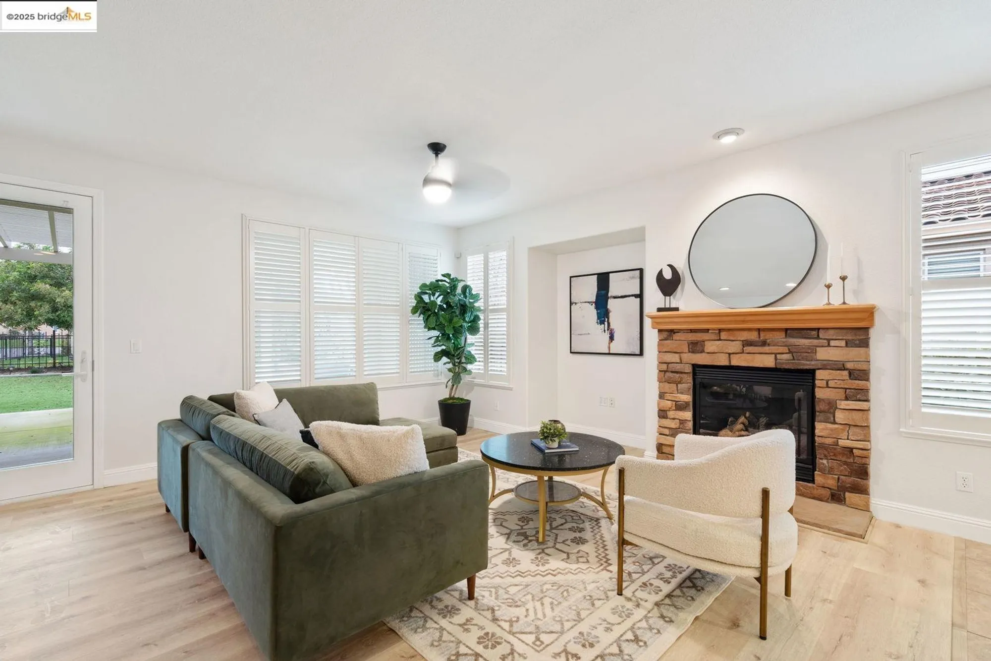 Property Slideshow image 5 of 29 | 501 marianna pl, Rio Vista, CA, 94571