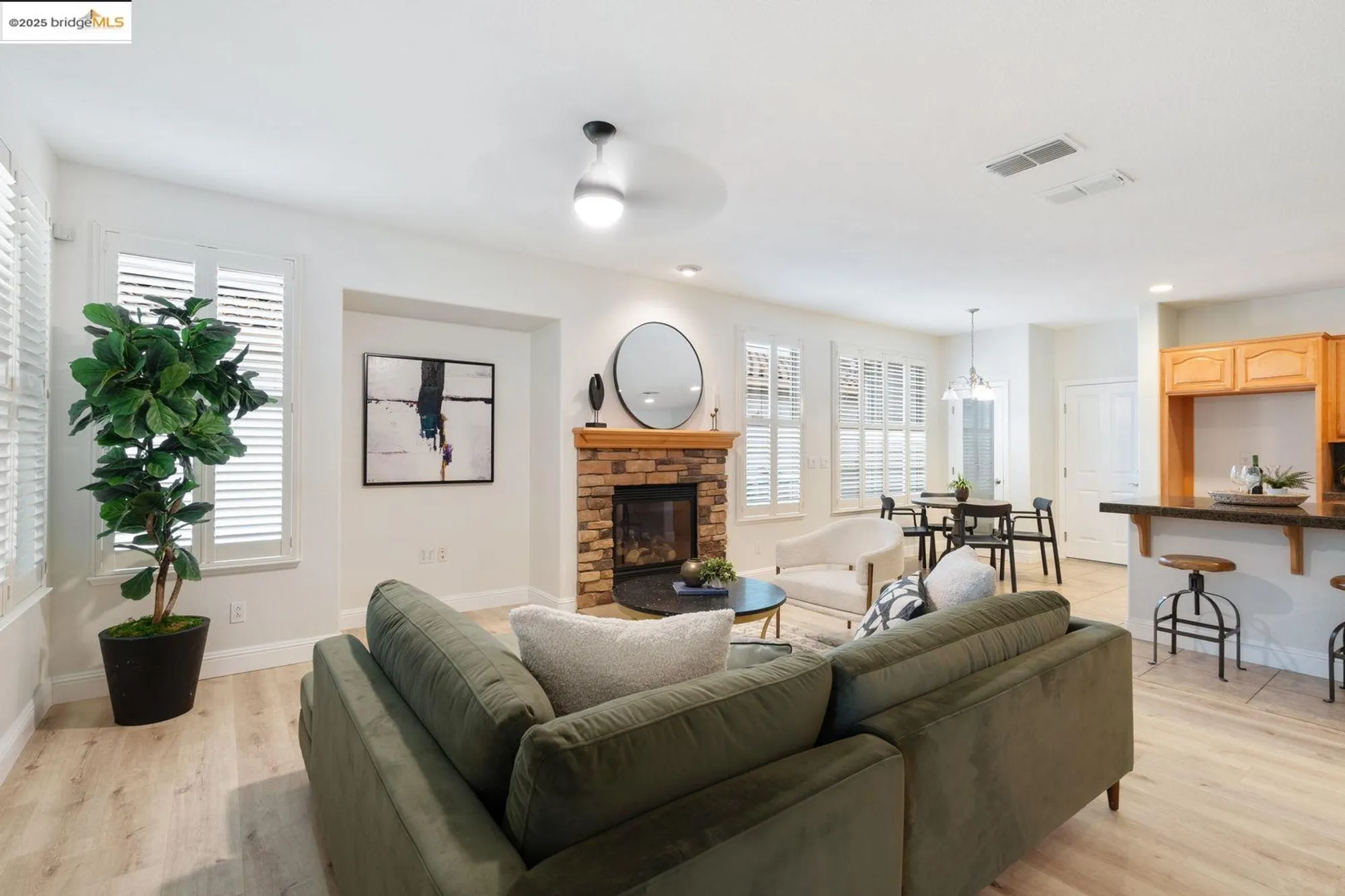 Property Slideshow image 6 of 29 | 501 marianna pl, Rio Vista, CA, 94571