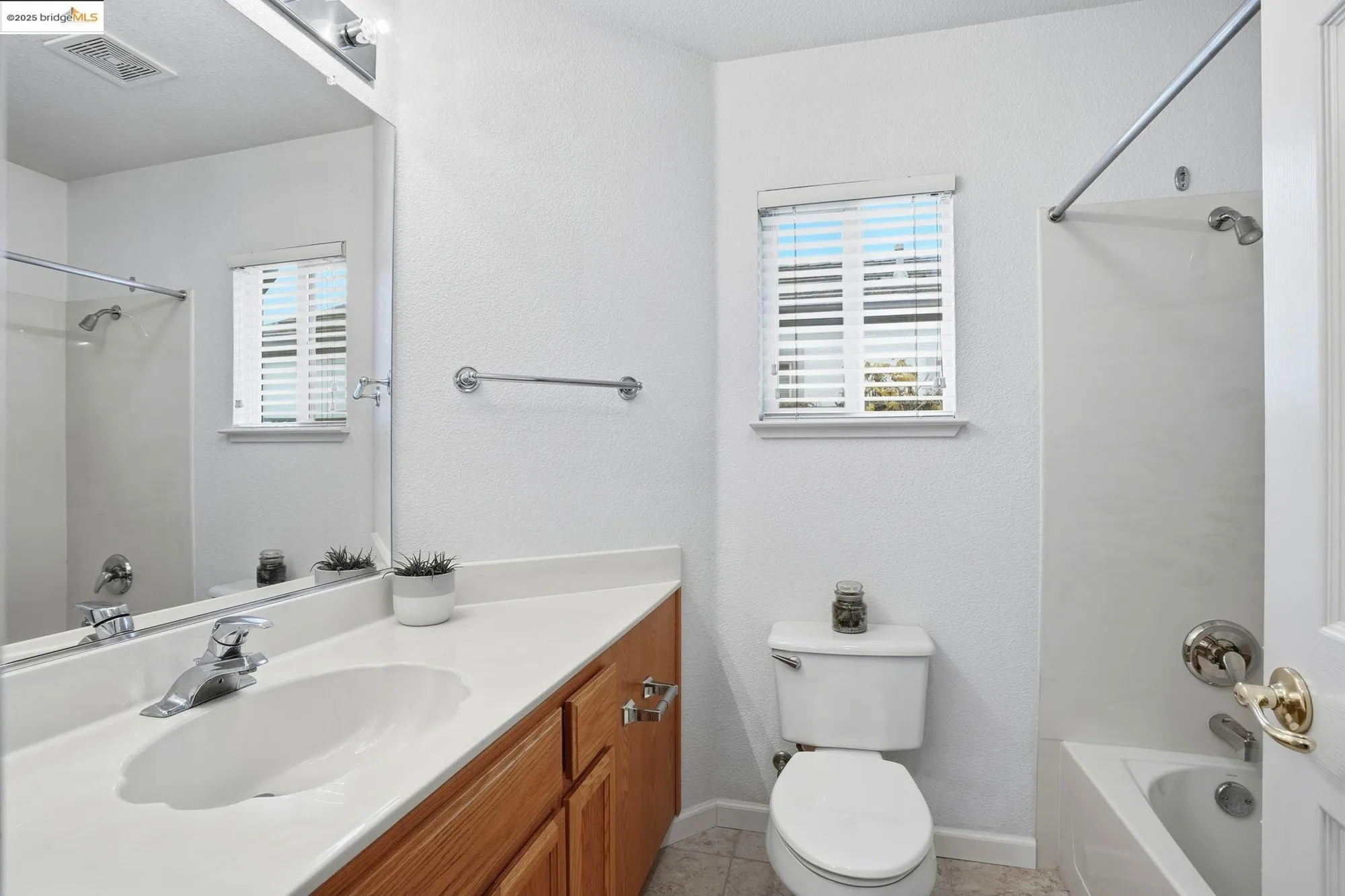 Property Slideshow image 20 of 37 | 385 ruby ter, Brentwood, CA, 94513