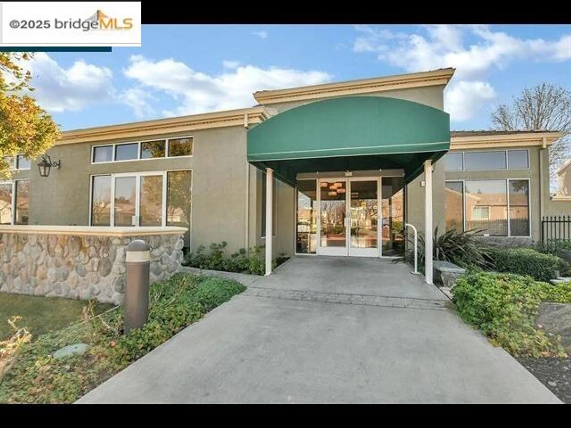 Property Slideshow image 28 of 37 | 385 ruby ter, Brentwood, CA, 94513