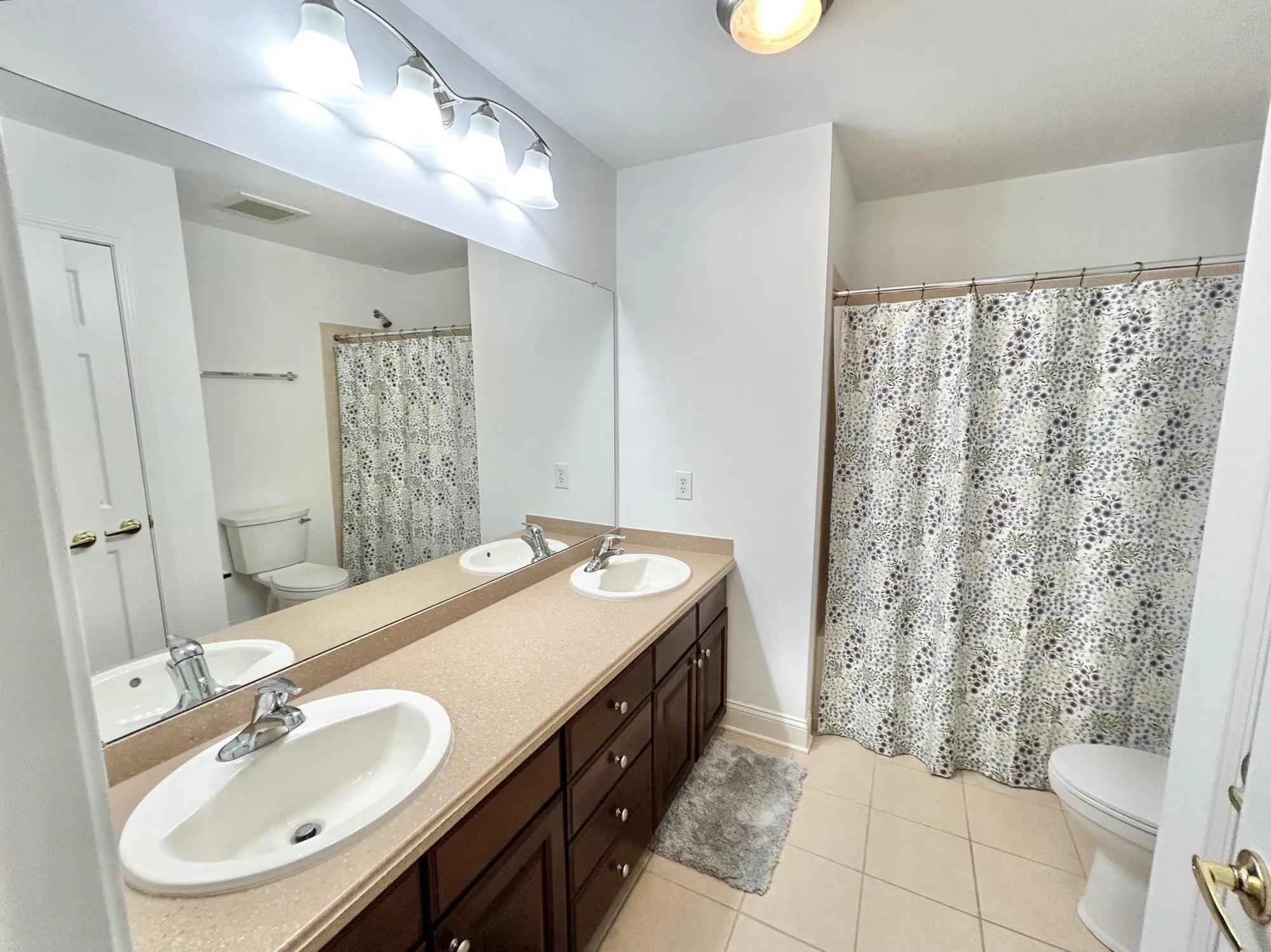 Property Slideshow image 18 of 22 | 100 osprey dr # 100, Cape May Court House, NJ, 08210