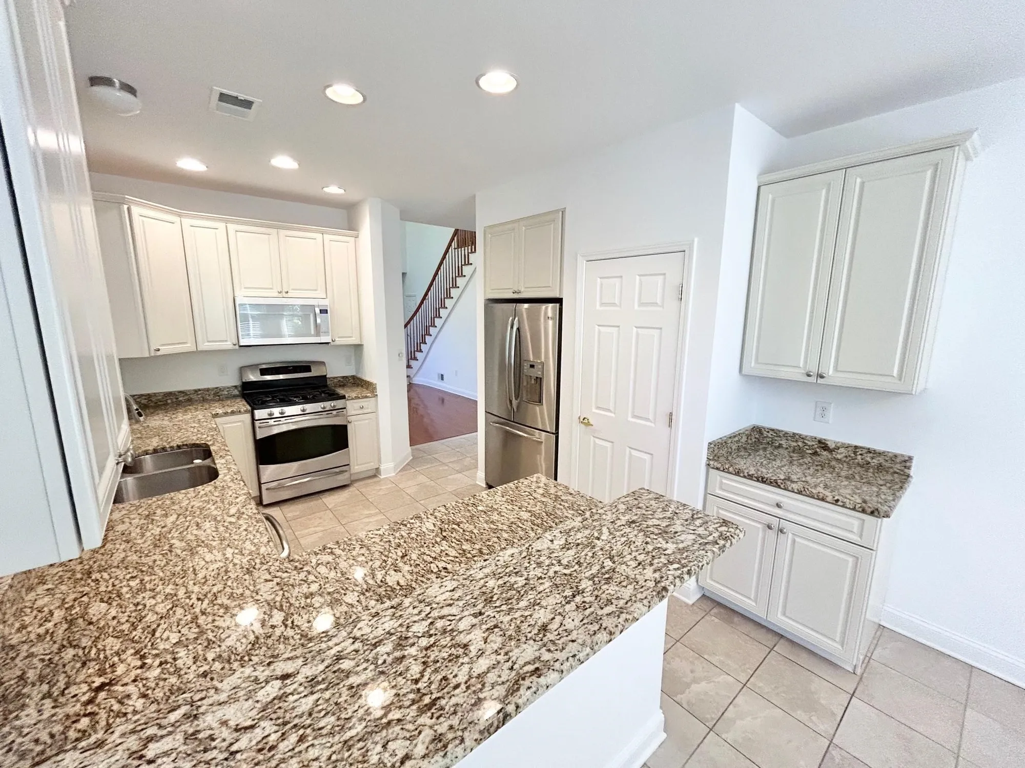 Property Slideshow image 9 of 22 | 100 osprey dr # 100, Cape May Court House, NJ, 08210