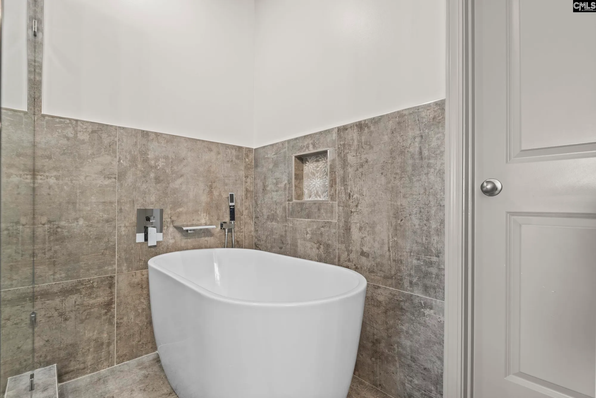 Property Slideshow image 23 of 38 | 193 crimson queen dr, Blythewood, SC, 29016