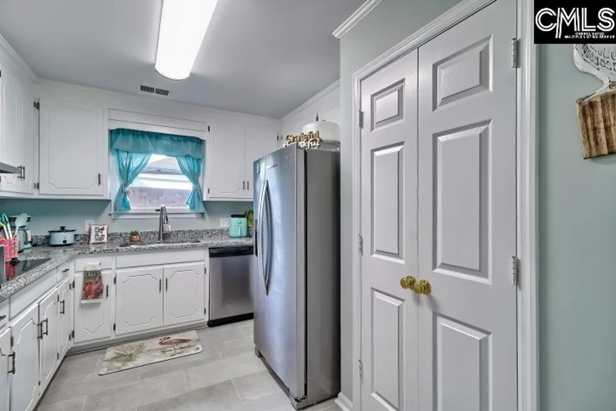 Property Slideshow image 9 of 32 | 106 meadowview ct, West Columbia, SC, 29169