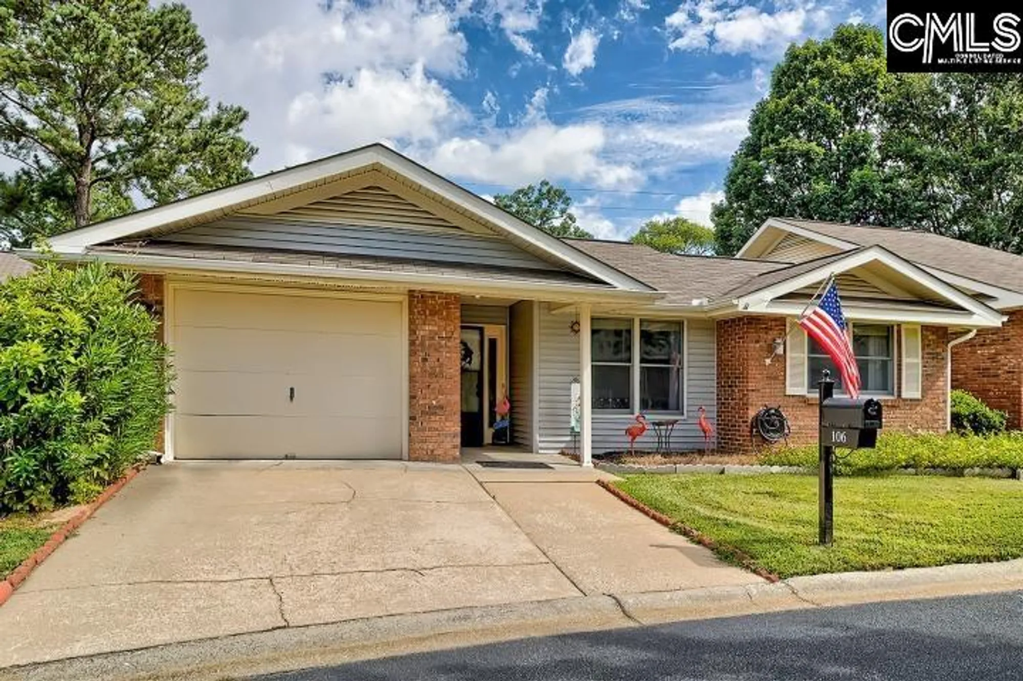 Property Slideshow image 2 of 32 | 106 meadowview ct, West Columbia, SC, 29169