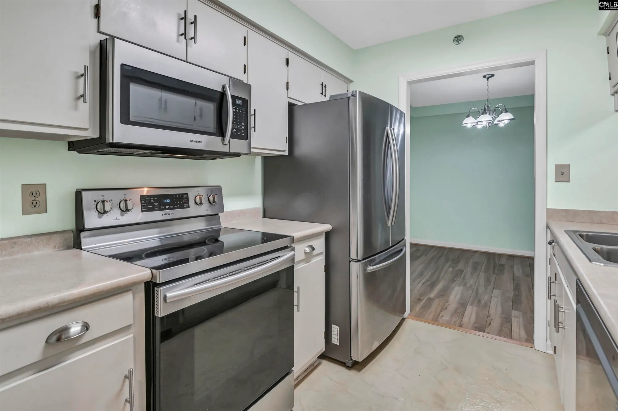 Property Slideshow image 6 of 54 | 175 hulon greene pl apt 3, West Columbia, SC, 29169