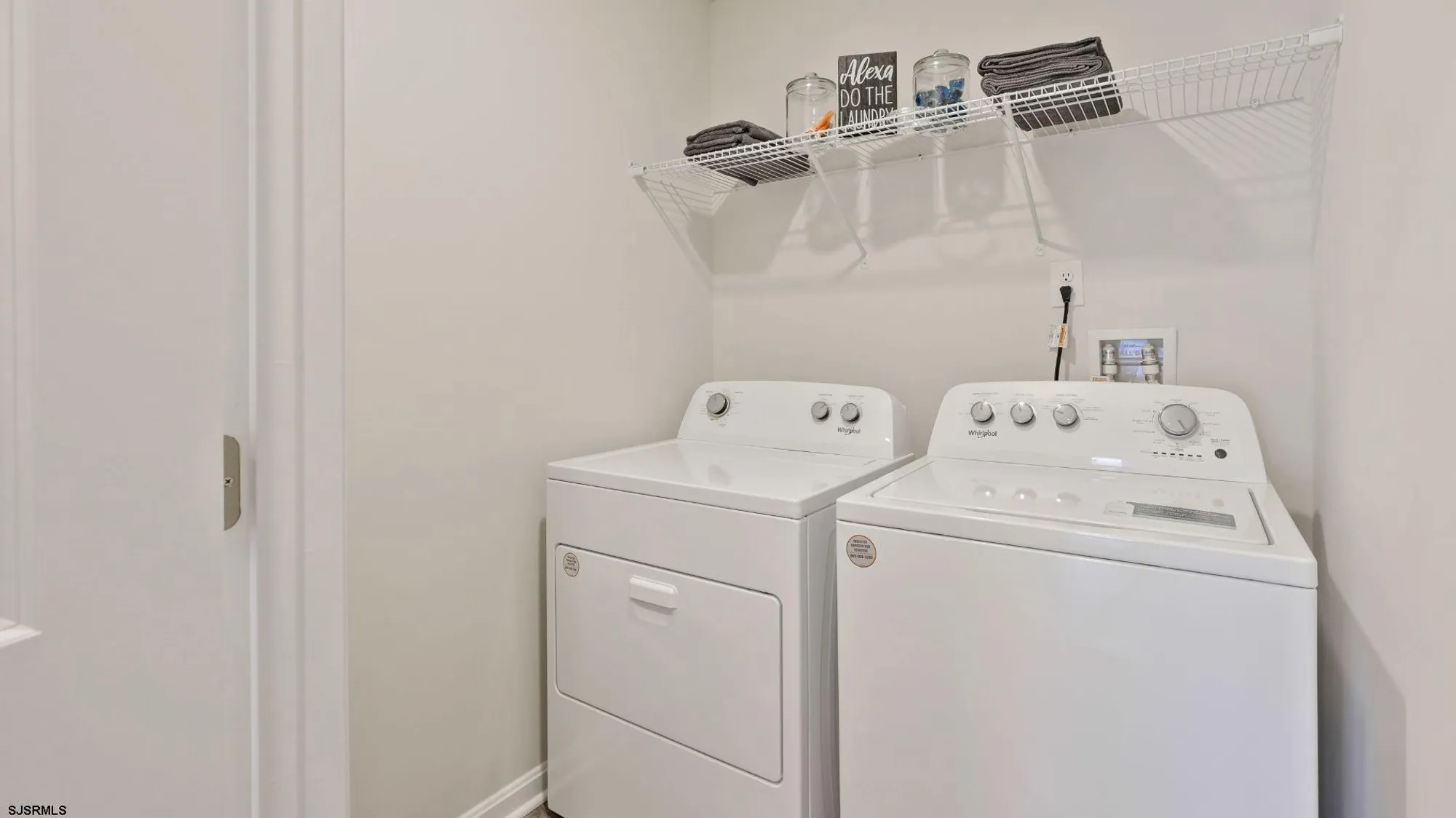 Property Slideshow image 25 of 44 | 140 hilton head ct, Egg Harbor Township, NJ, 08234