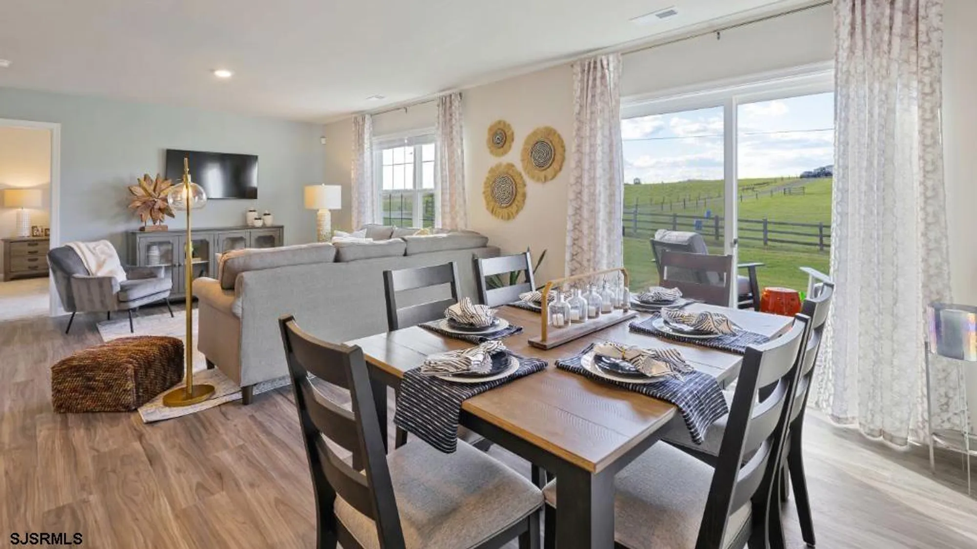 Property Slideshow image 30 of 44 | 140 hilton head ct, Egg Harbor Township, NJ, 08234