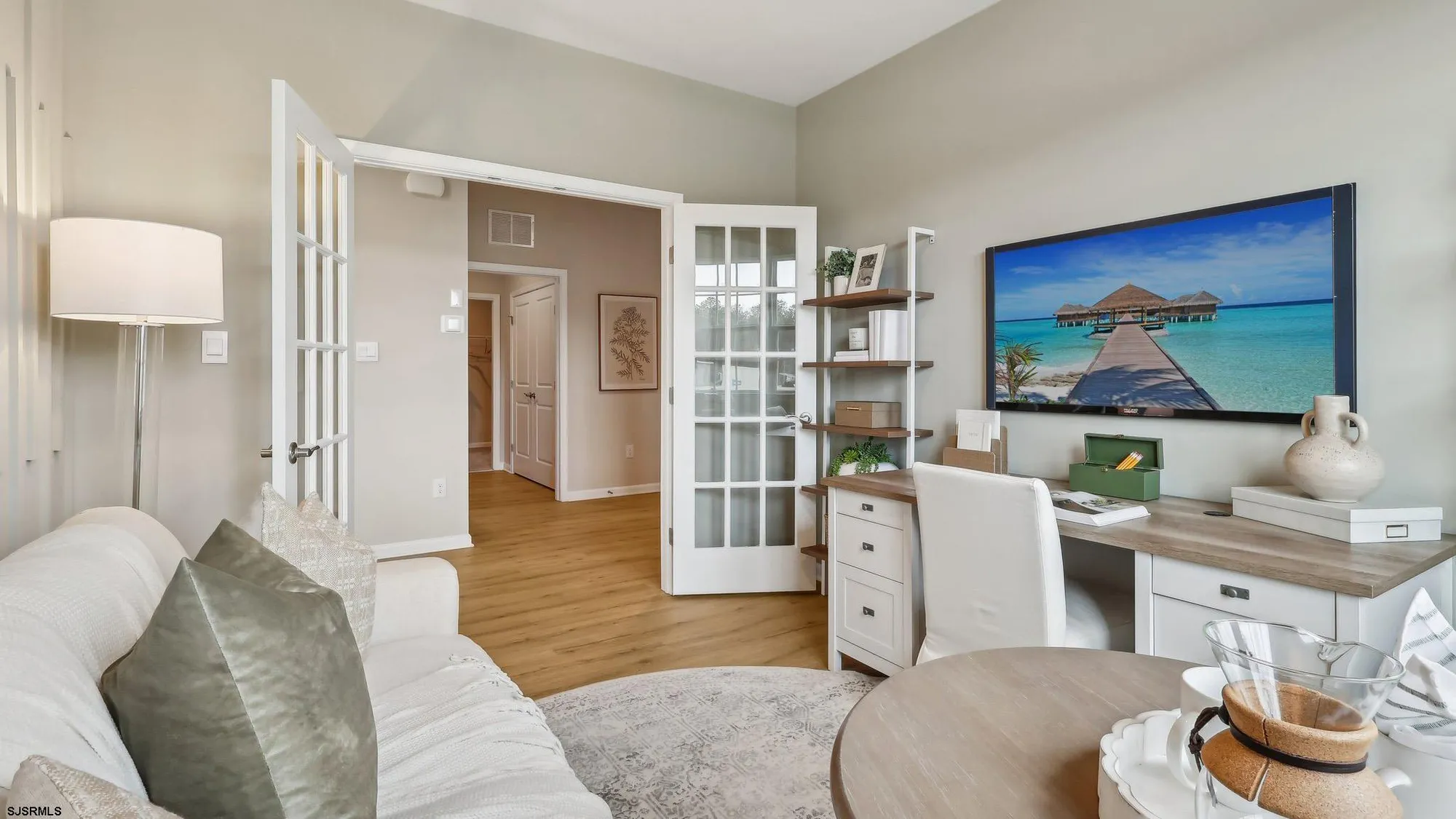 Property Slideshow image 23 of 34 | 123 hilton head ct, Egg Harbor Township, NJ, 08234