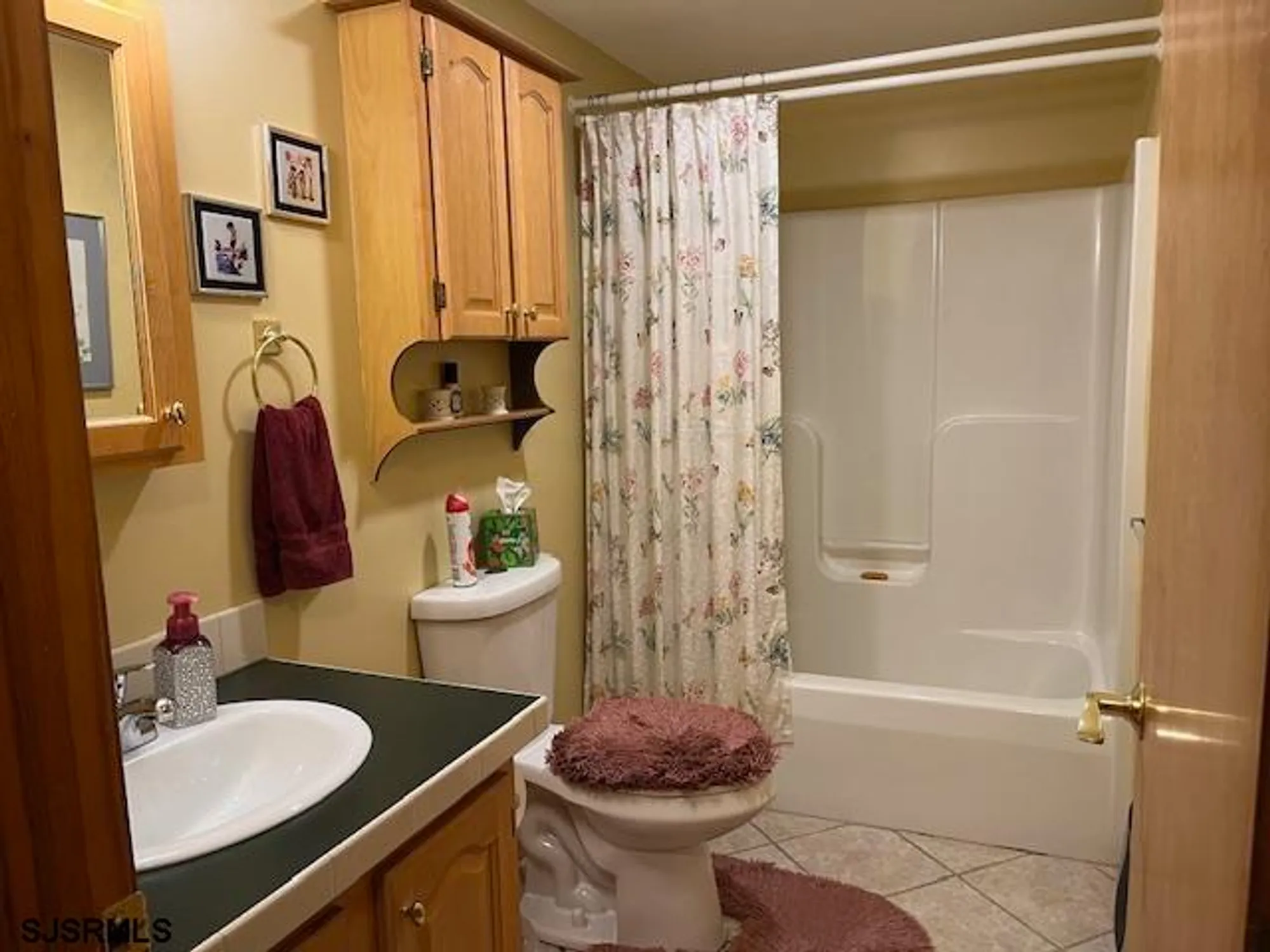 Property Slideshow image 15 of 25 | 154 muirfield ct, Mays Landing, NJ, 08330