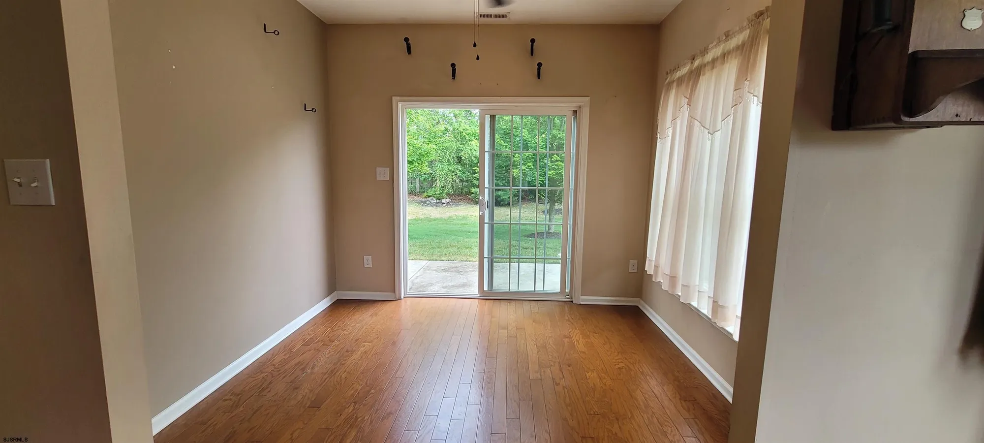 Property Slideshow image 12 of 30 | 123 bluebell dr, Egg Harbor Township, NJ, 08234