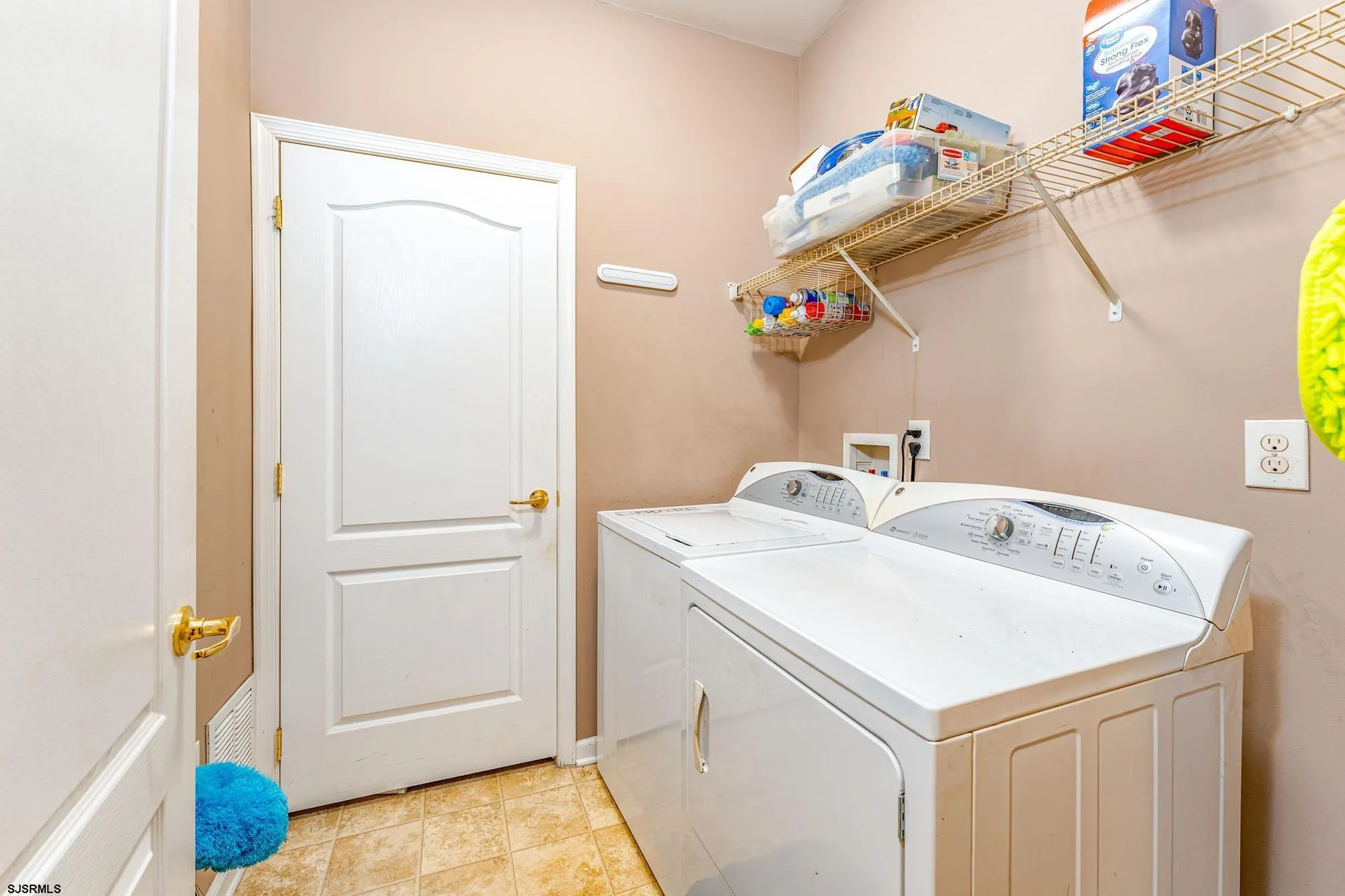 Property Slideshow image 20 of 30 | 123 bluebell dr, Egg Harbor Township, NJ, 08234