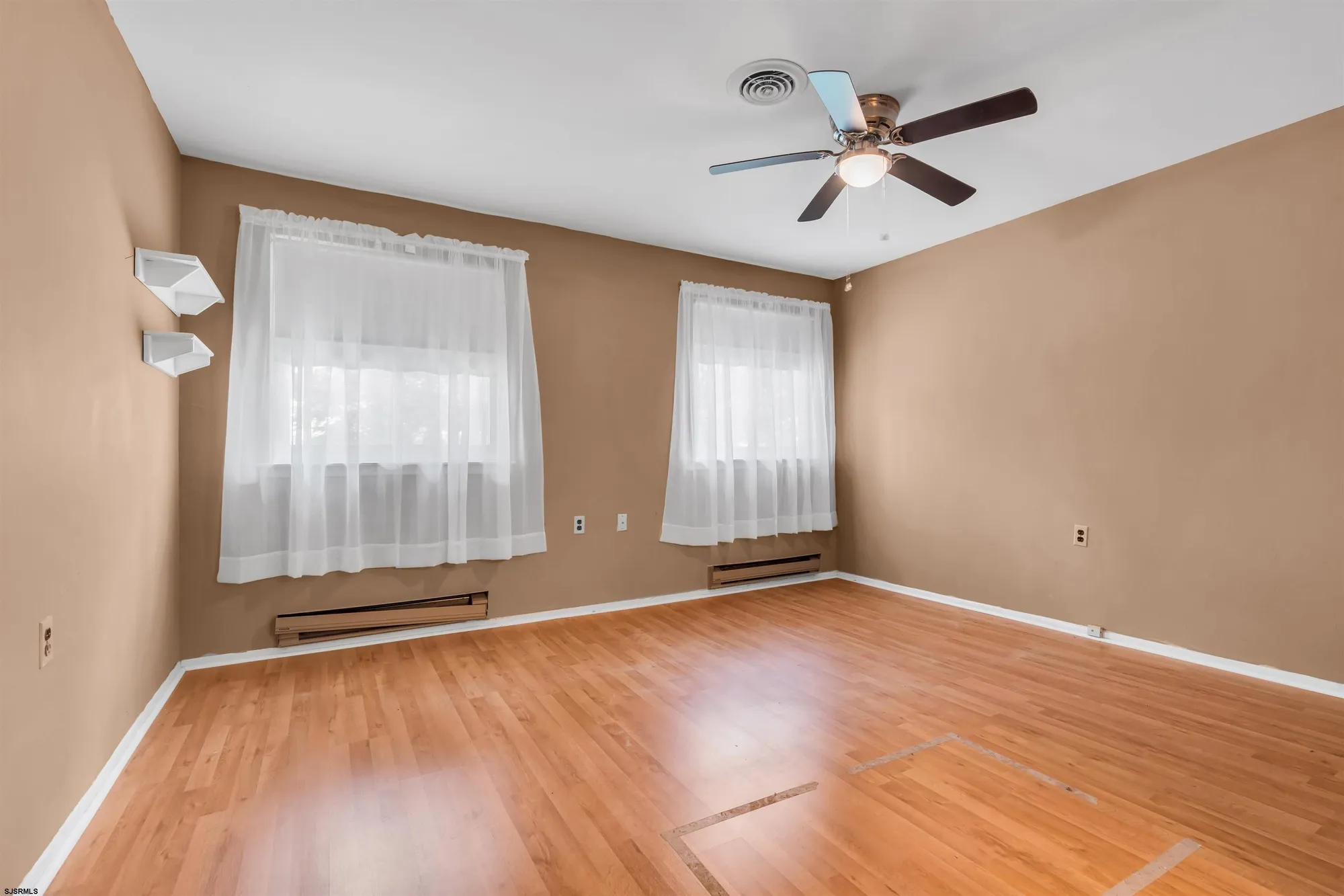 Property Slideshow image 13 of 27 | 11 lexington dr, Manchester Township, NJ, 08759