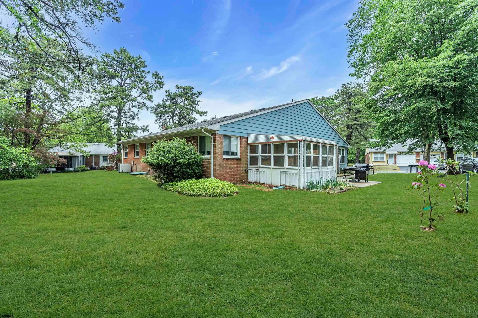 Property Slideshow image 24 of 27 | 11 lexington dr, Manchester Township, NJ, 08759