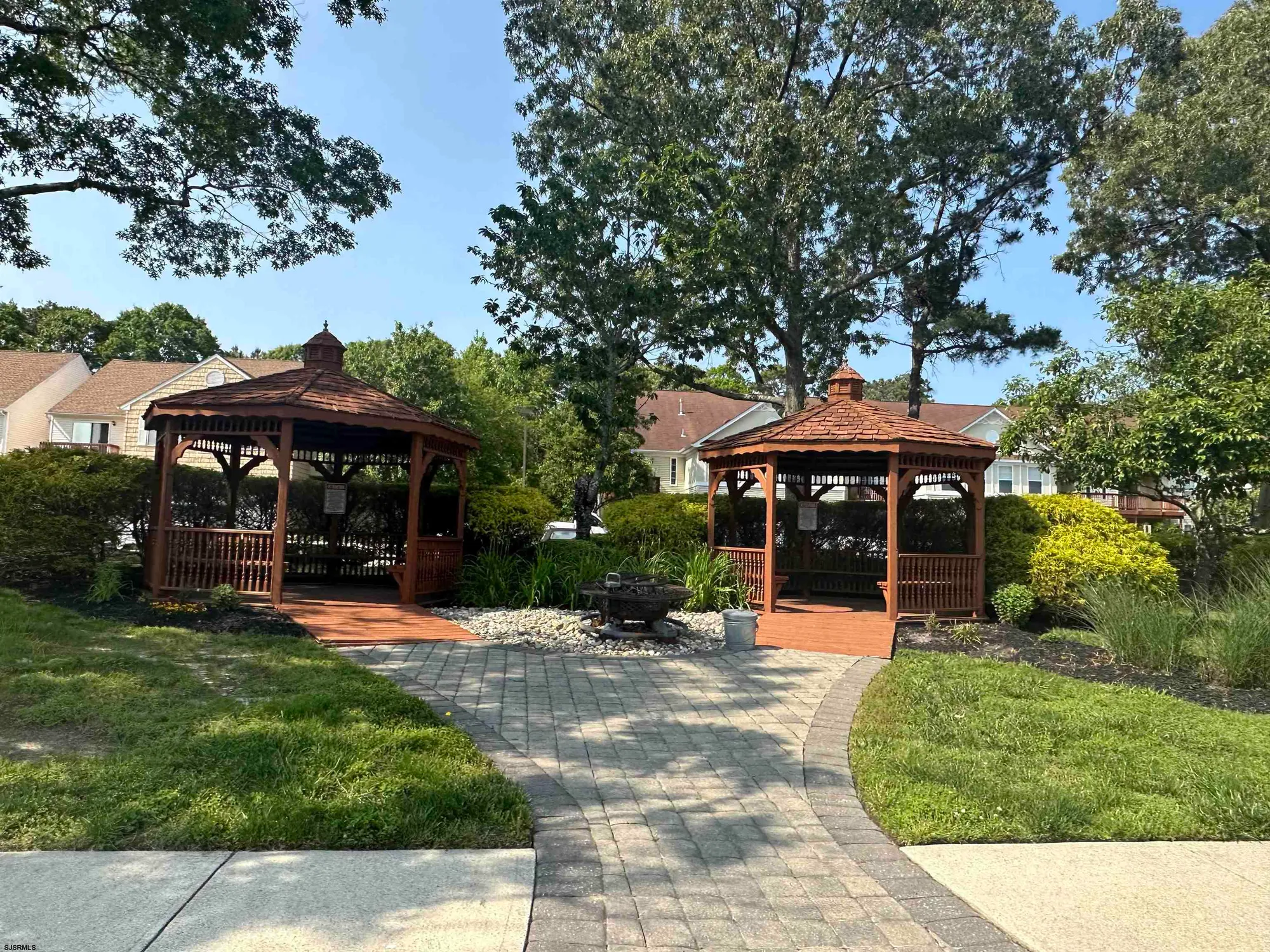 Property Slideshow image 22 of 26 | 19 e woodland ave # e101, Absecon, NJ, 08201