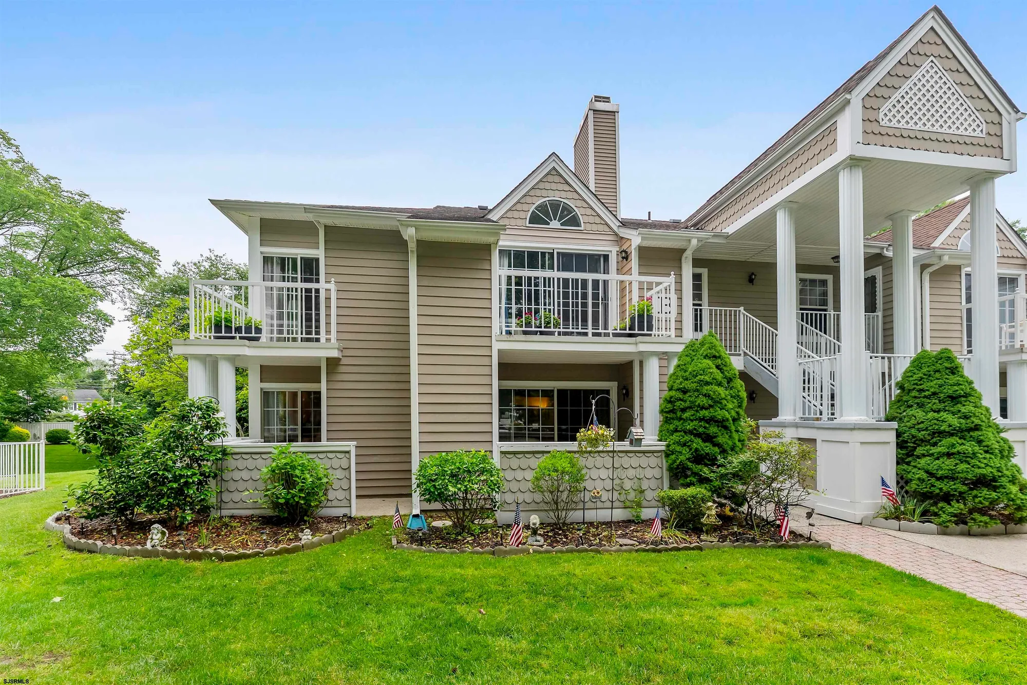 Property Slideshow image 1 of 38 | 550 central ave unit b1, Linwood, NJ, 08221