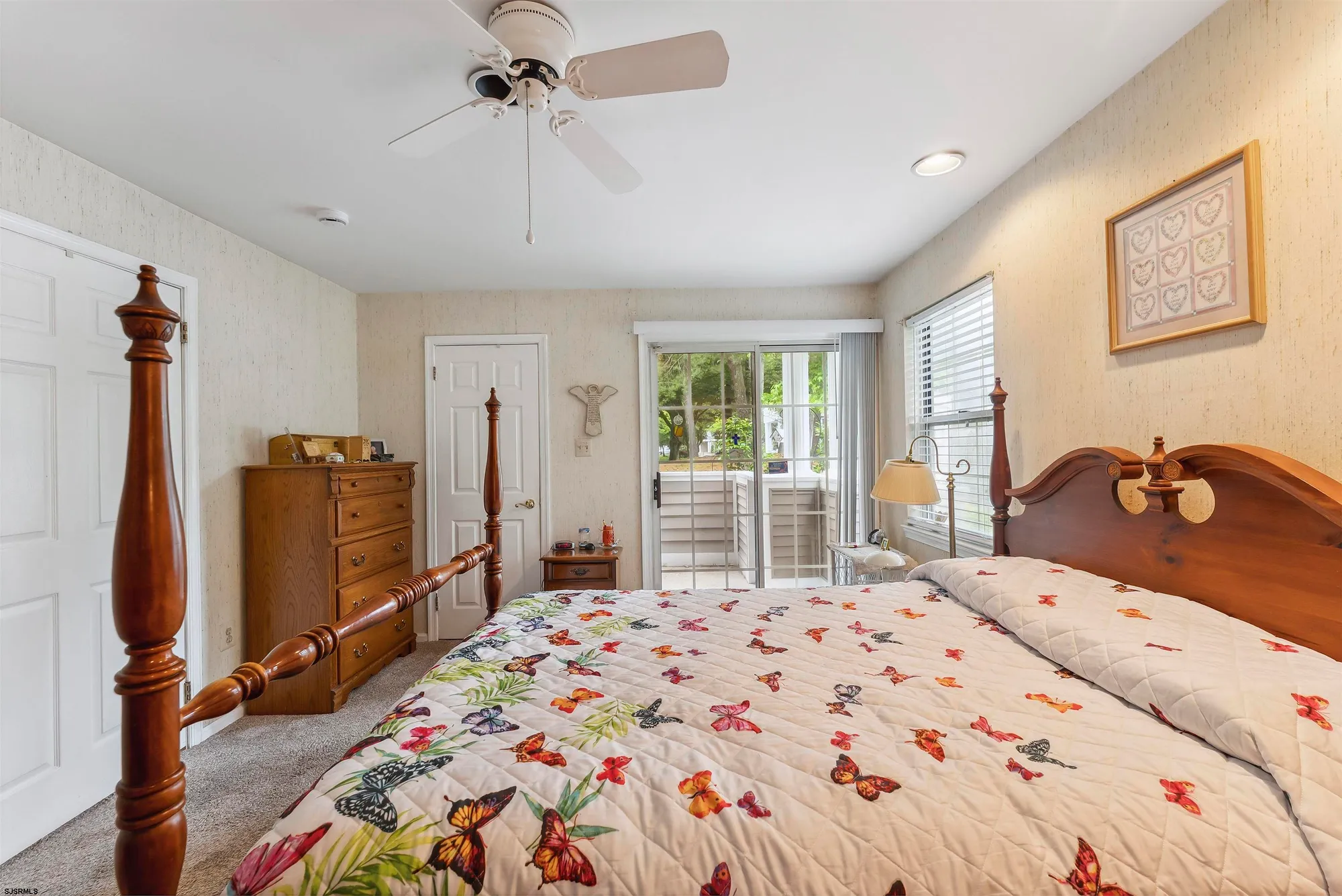 Property Slideshow image 13 of 38 | 550 central ave unit b1, Linwood, NJ, 08221