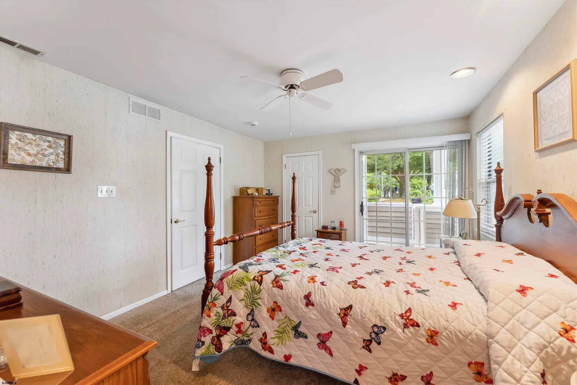 Property Slideshow image 14 of 38 | 550 central ave unit b1, Linwood, NJ, 08221