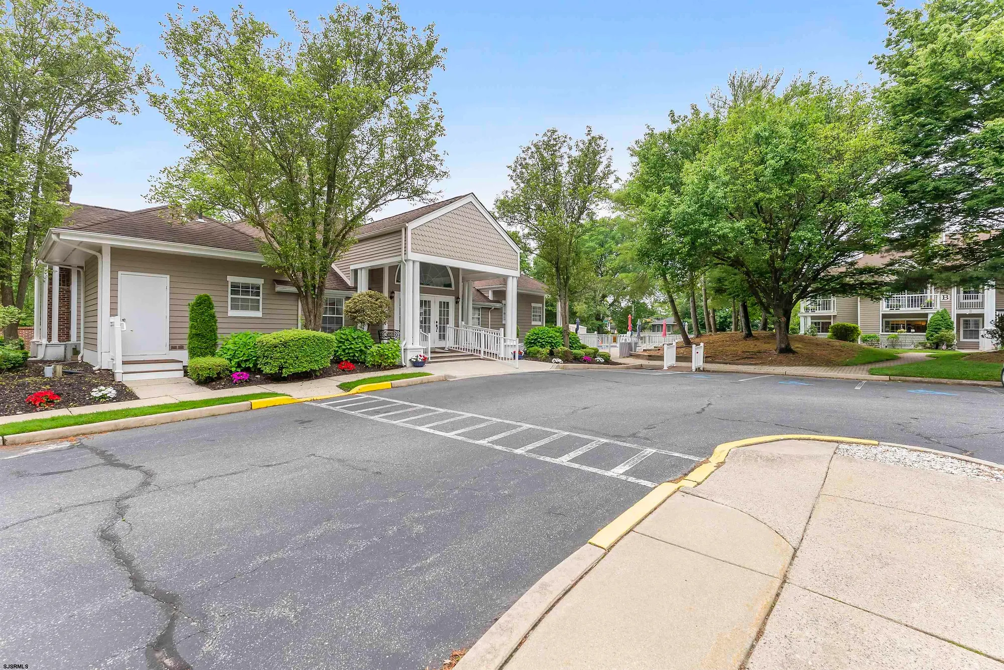 Property Slideshow image 31 of 38 | 550 central ave unit b1, Linwood, NJ, 08221