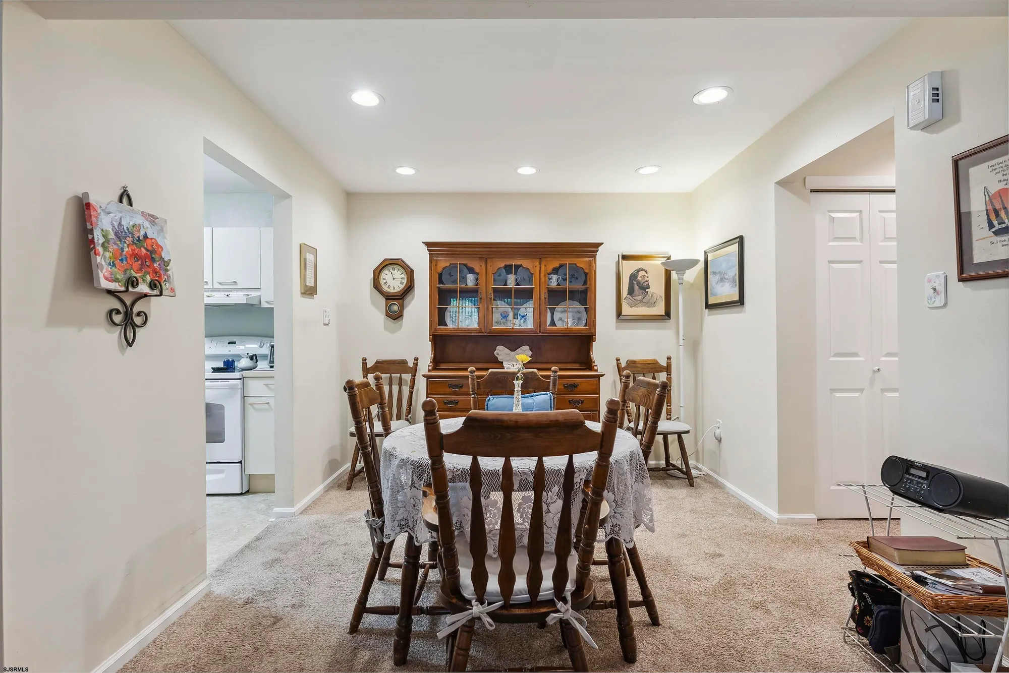 Property Slideshow image 7 of 38 | 550 central ave unit b1, Linwood, NJ, 08221