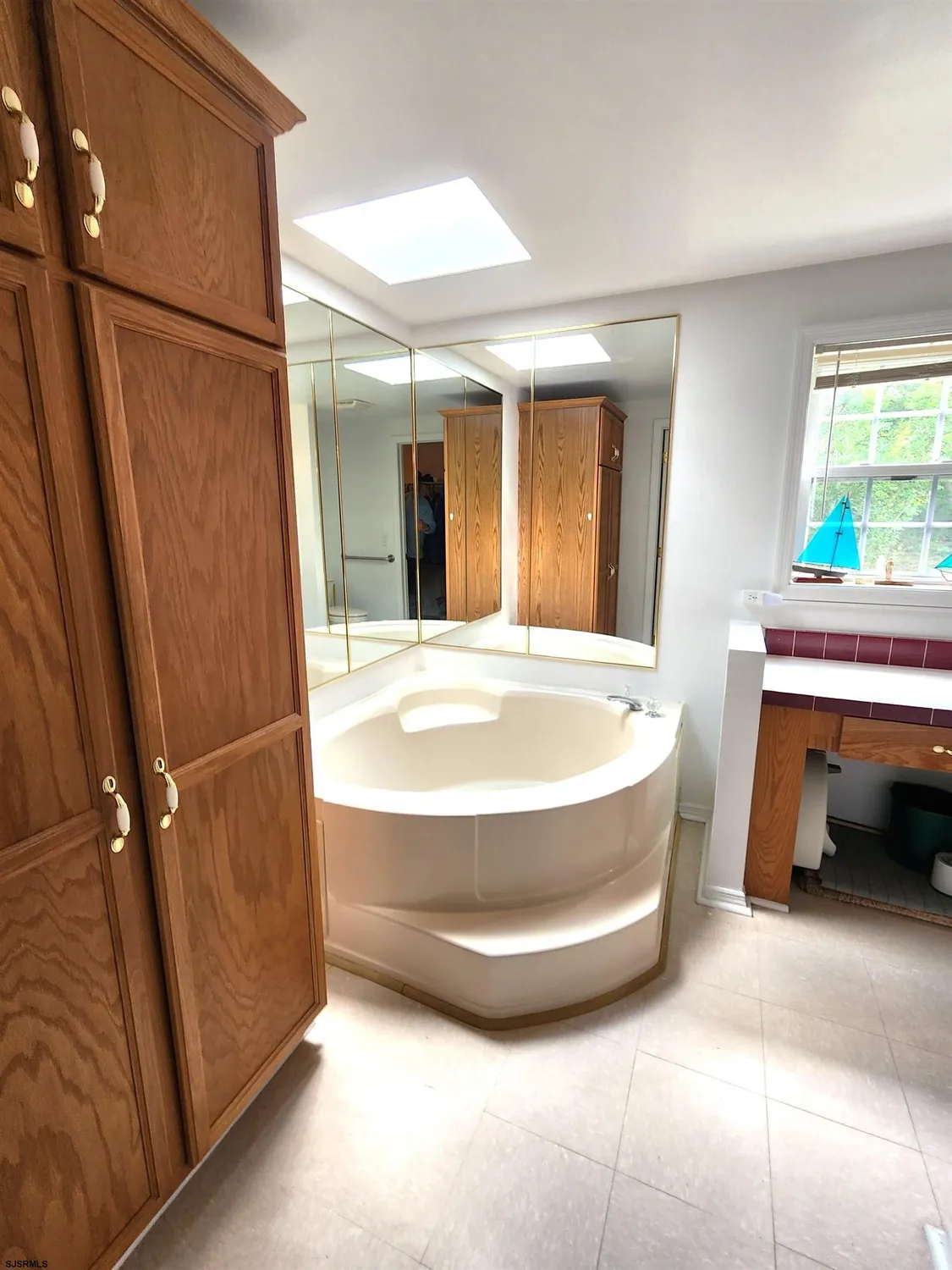 Property Slideshow image 21 of 25 | 3 knollwood dr, Mays Landing, NJ, 08330