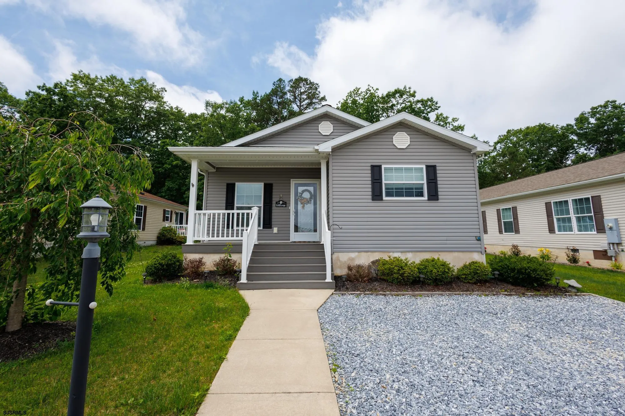 Property Slideshow image 1 of 33 | 54 pinetree ln, Mays Landing, NJ, 08330