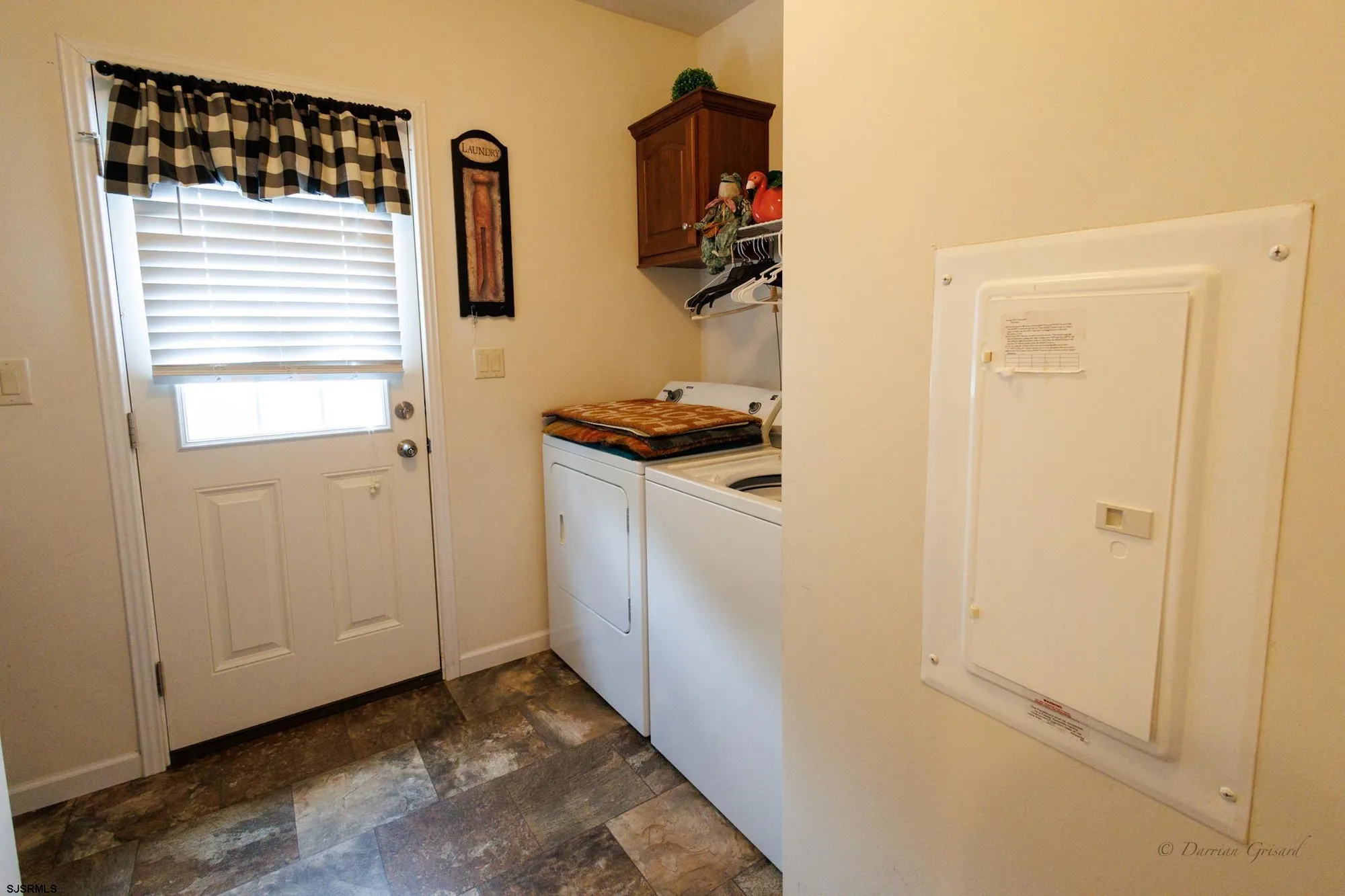 Property Slideshow image 15 of 33 | 54 pinetree ln, Mays Landing, NJ, 08330