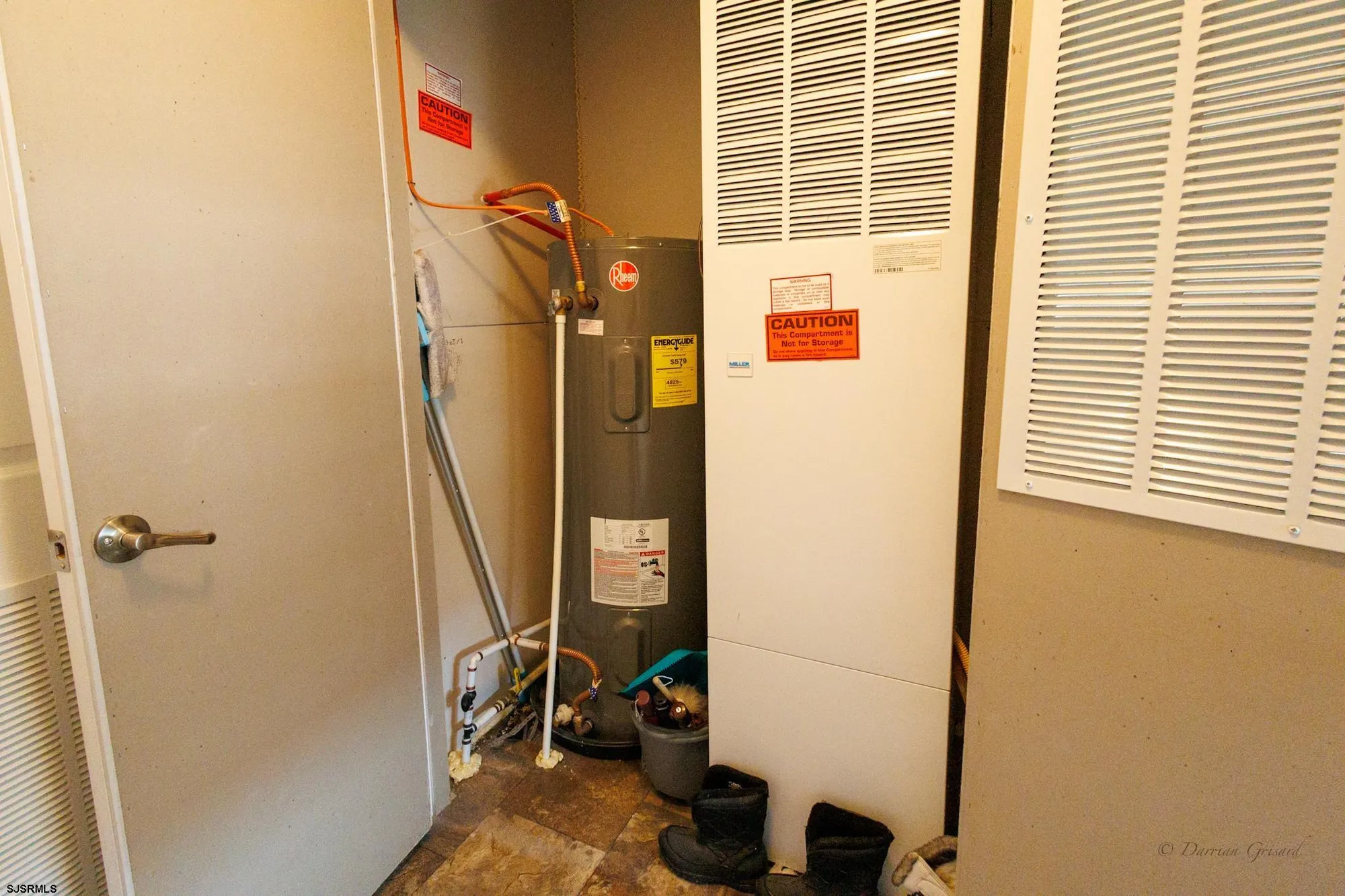 Property Slideshow image 18 of 33 | 54 pinetree ln, Mays Landing, NJ, 08330