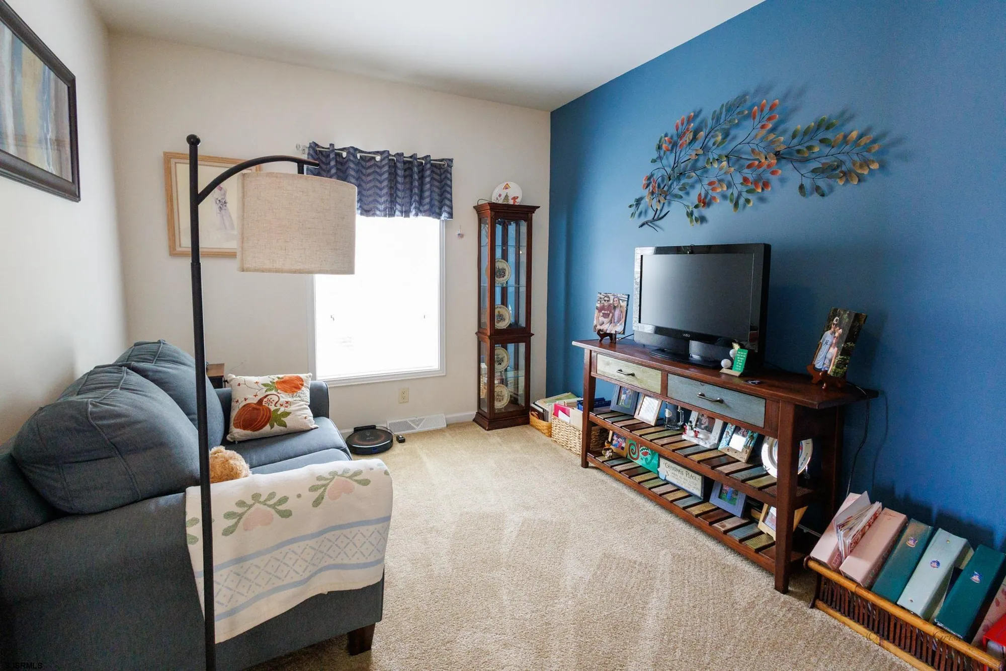 Property Slideshow image 13 of 33 | 54 pinetree ln, Mays Landing, NJ, 08330