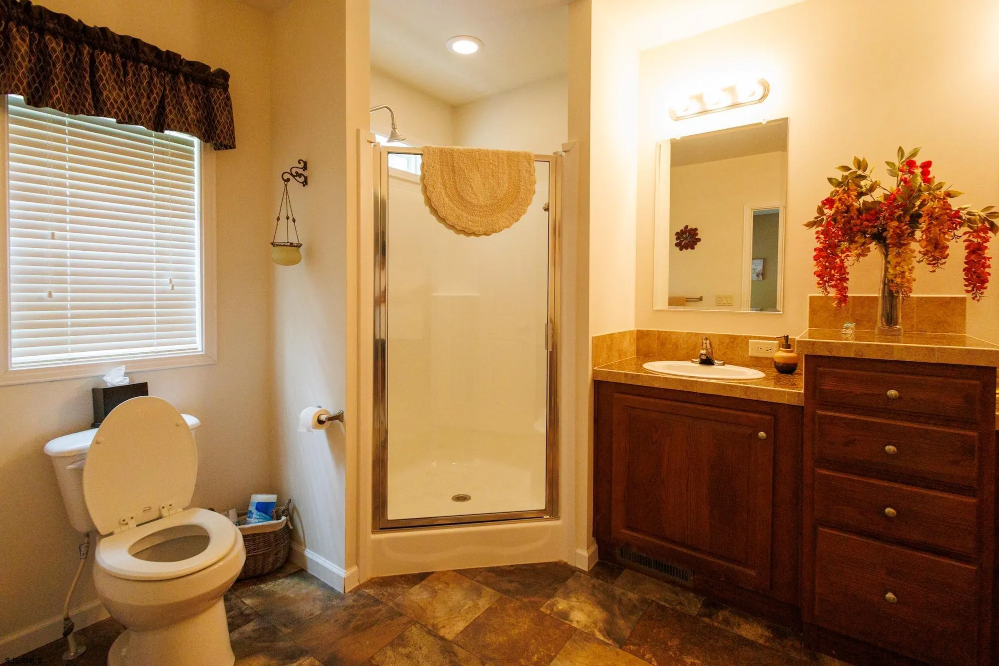 Property Slideshow image 27 of 33 | 54 pinetree ln, Mays Landing, NJ, 08330