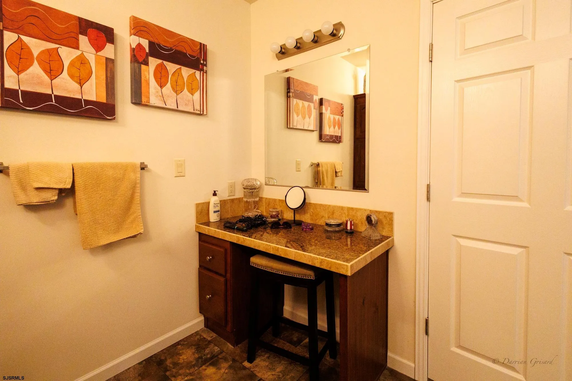 Property Slideshow image 22 of 33 | 54 pinetree ln, Mays Landing, NJ, 08330