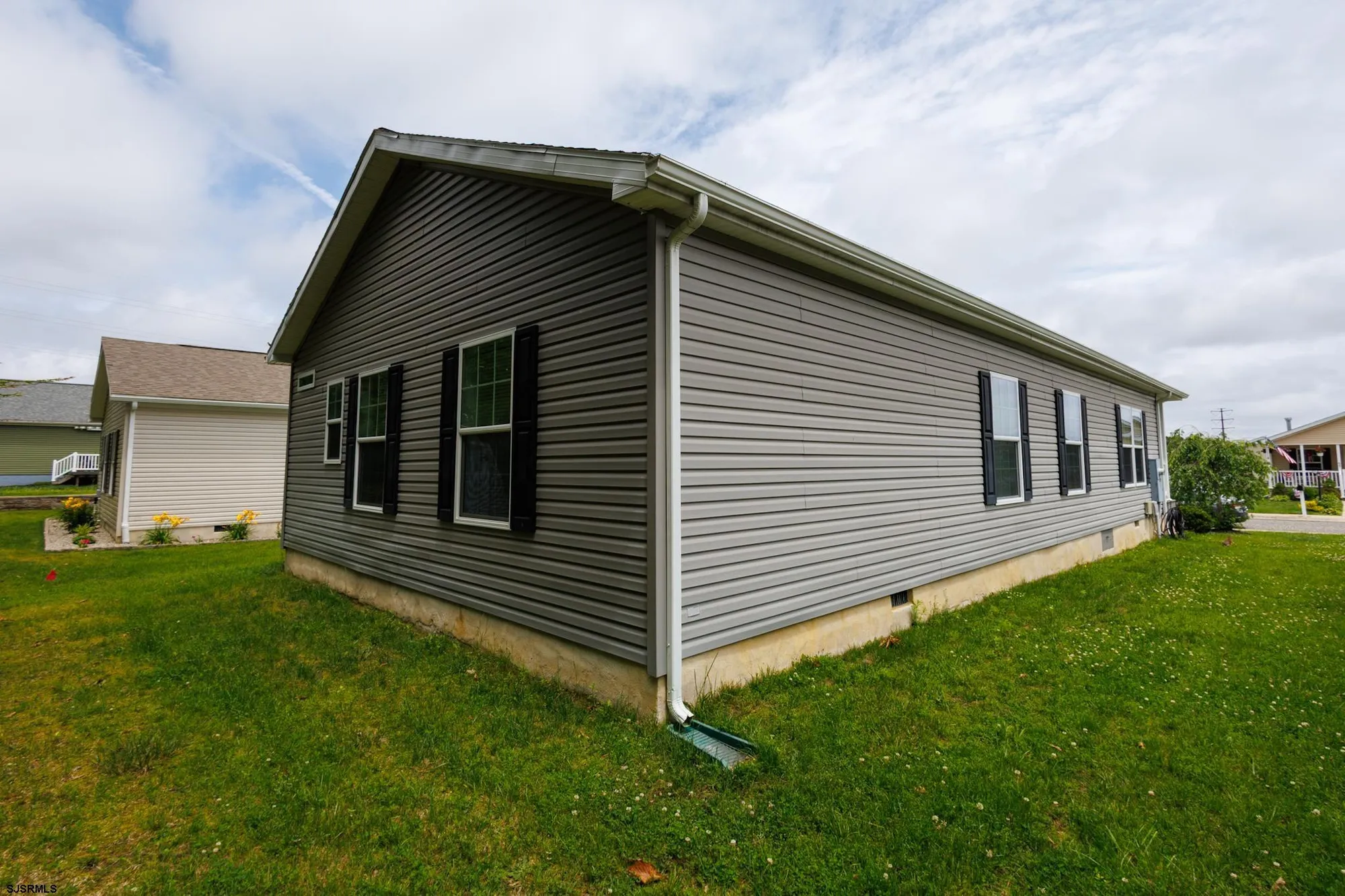 Property Slideshow image 31 of 33 | 54 pinetree ln, Mays Landing, NJ, 08330